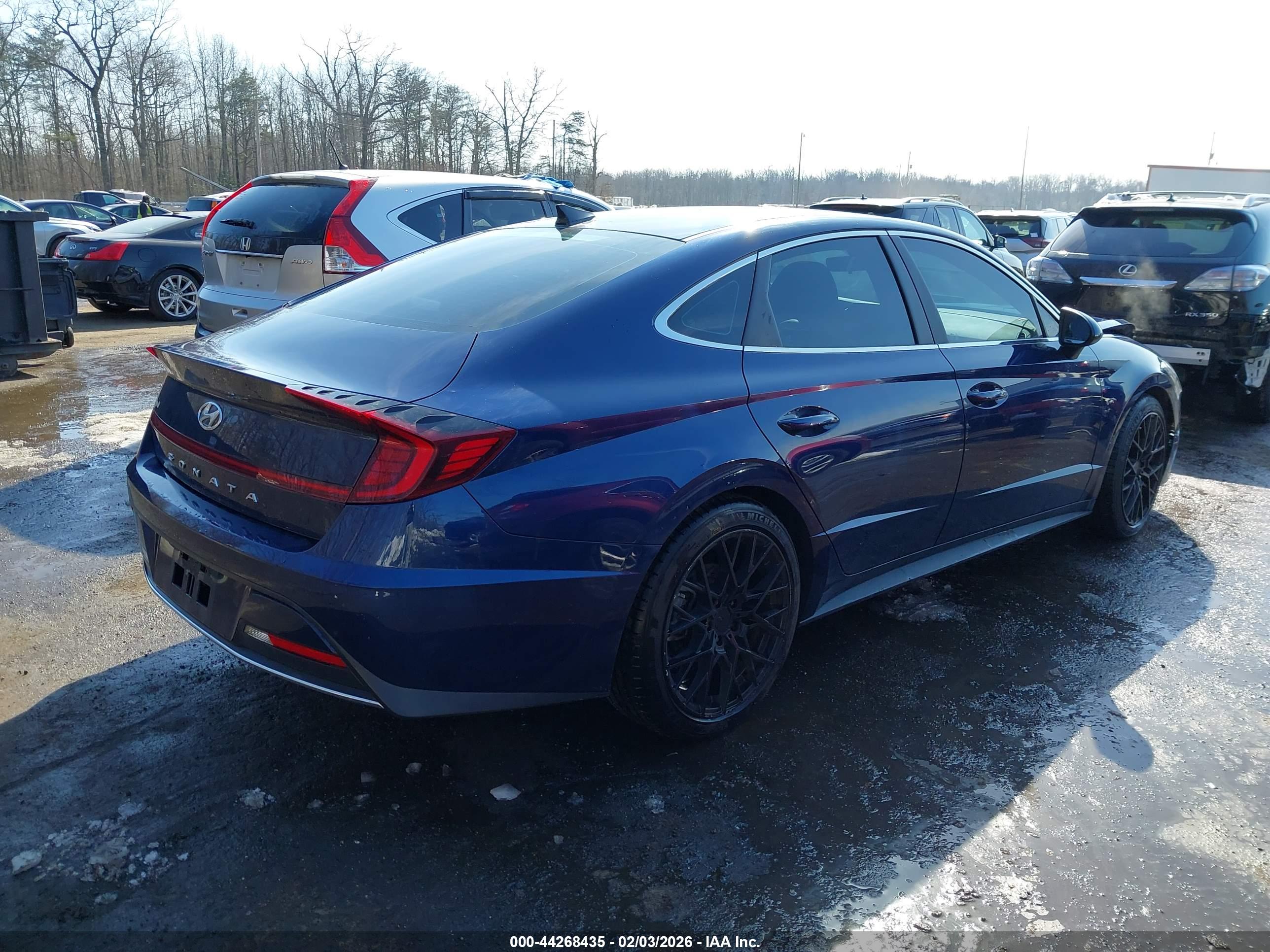HYUNDAI SONATA image 4