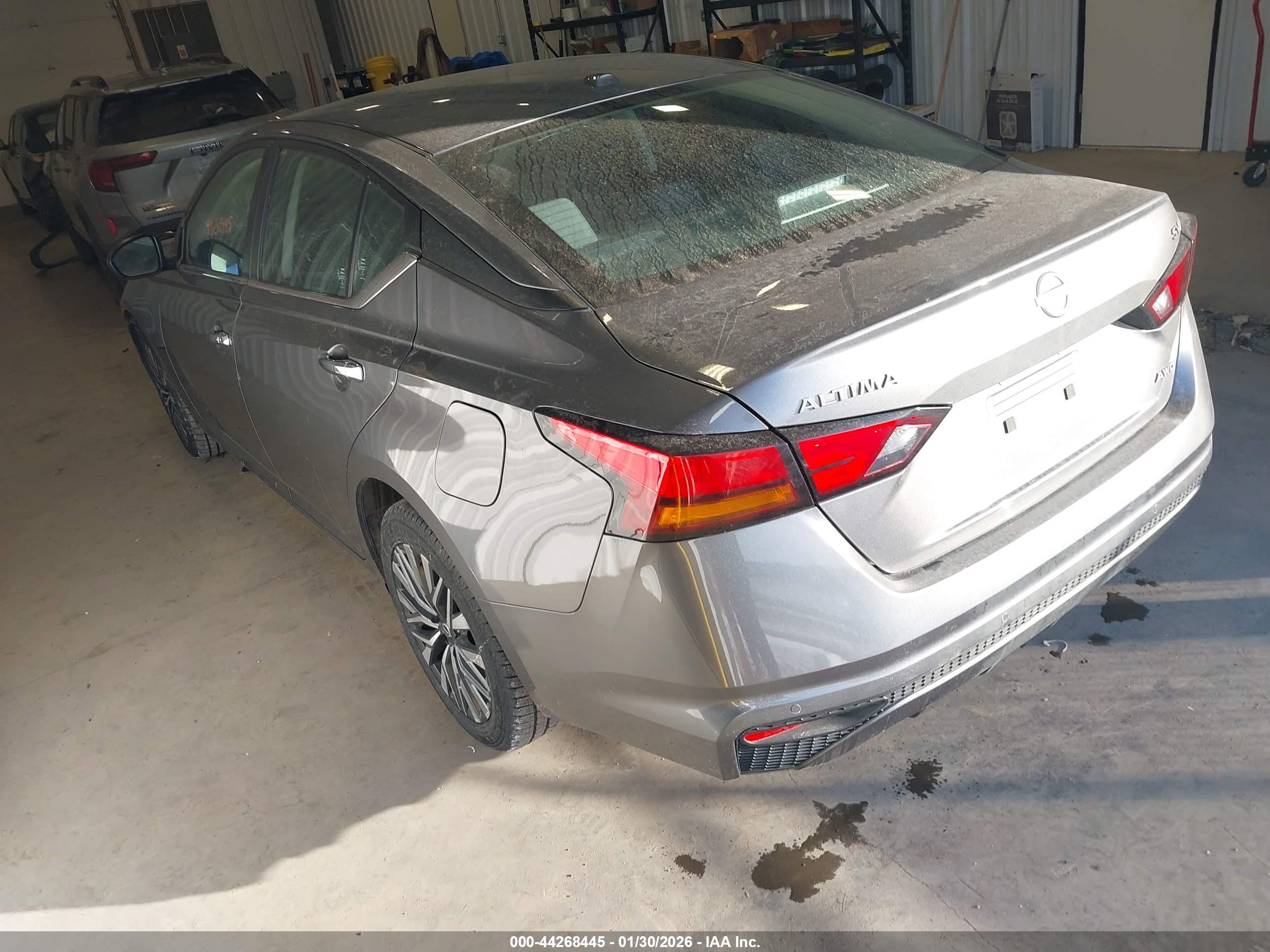 NISSAN ALTIMA image 3