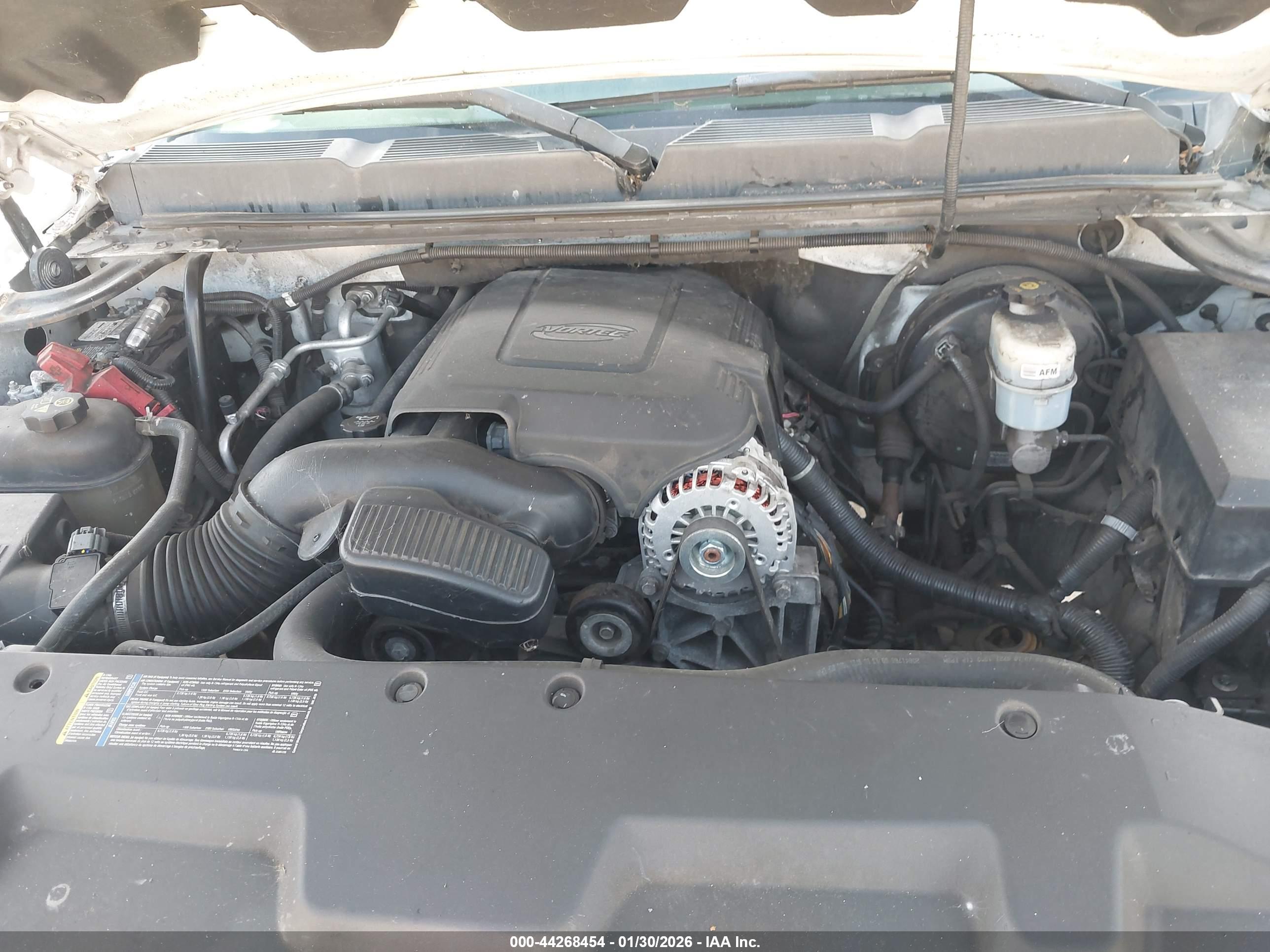 CHEVROLET SILVERADO image 10