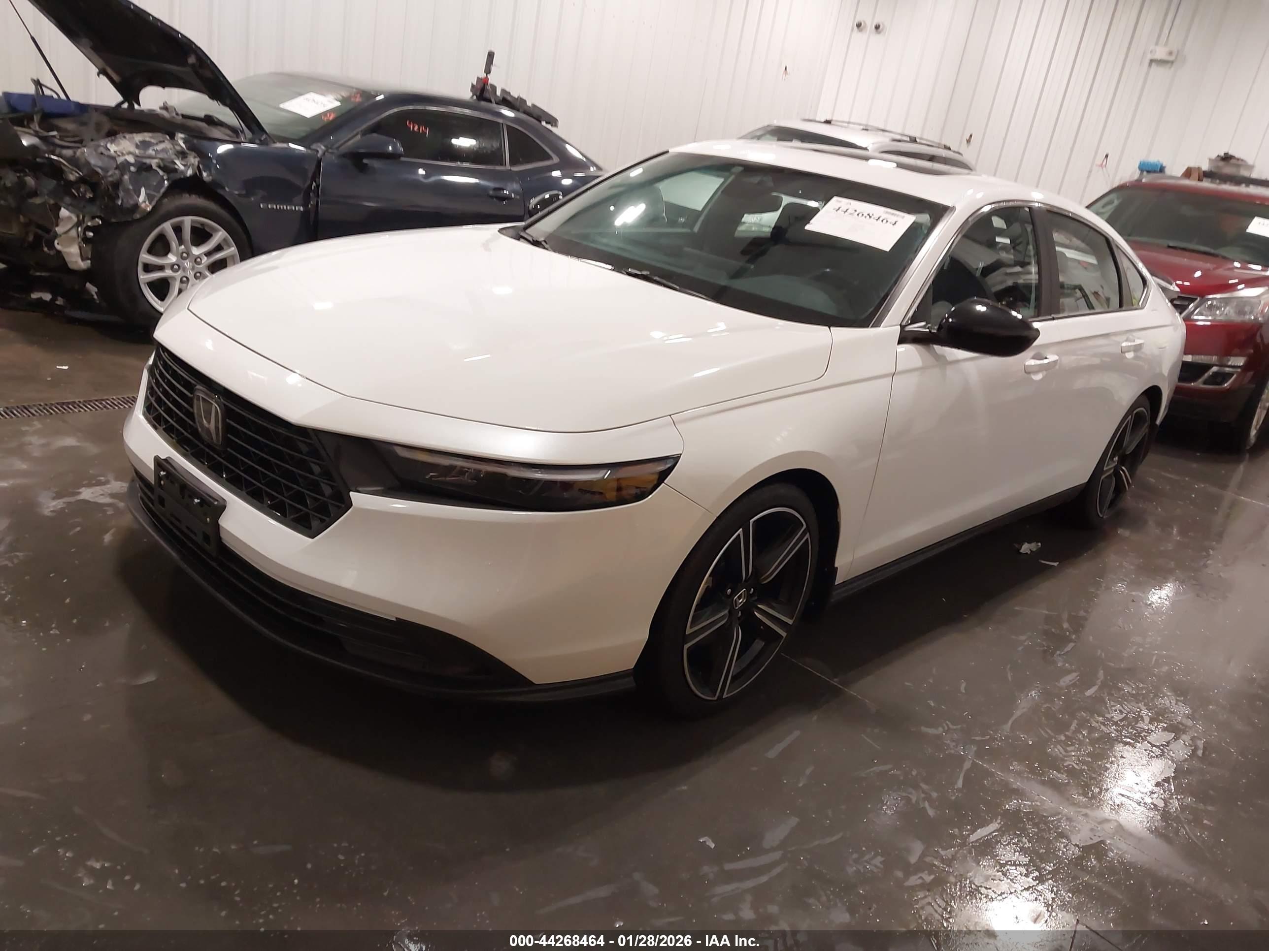 HONDA ACCORD image 2
