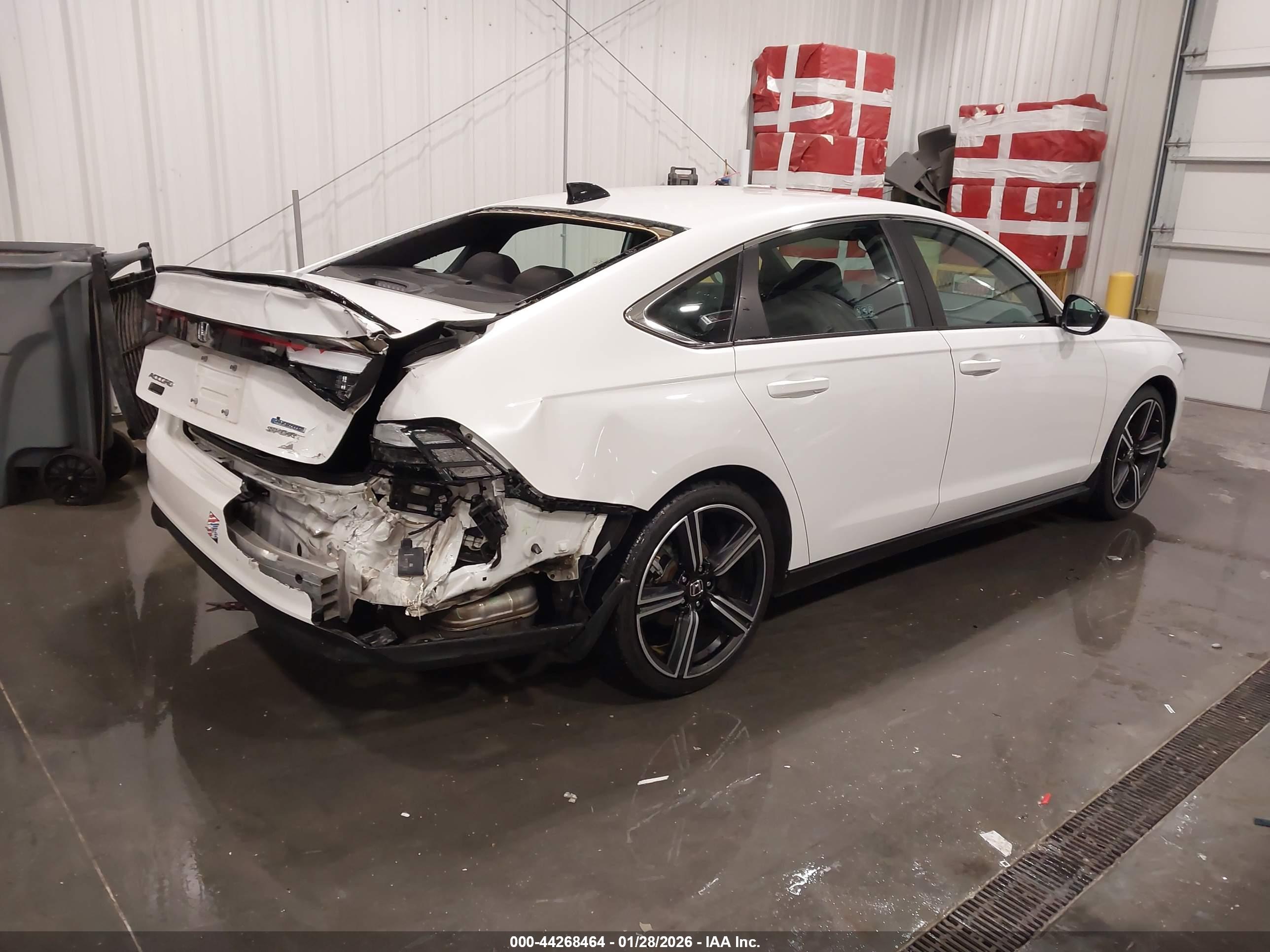 HONDA ACCORD image 4