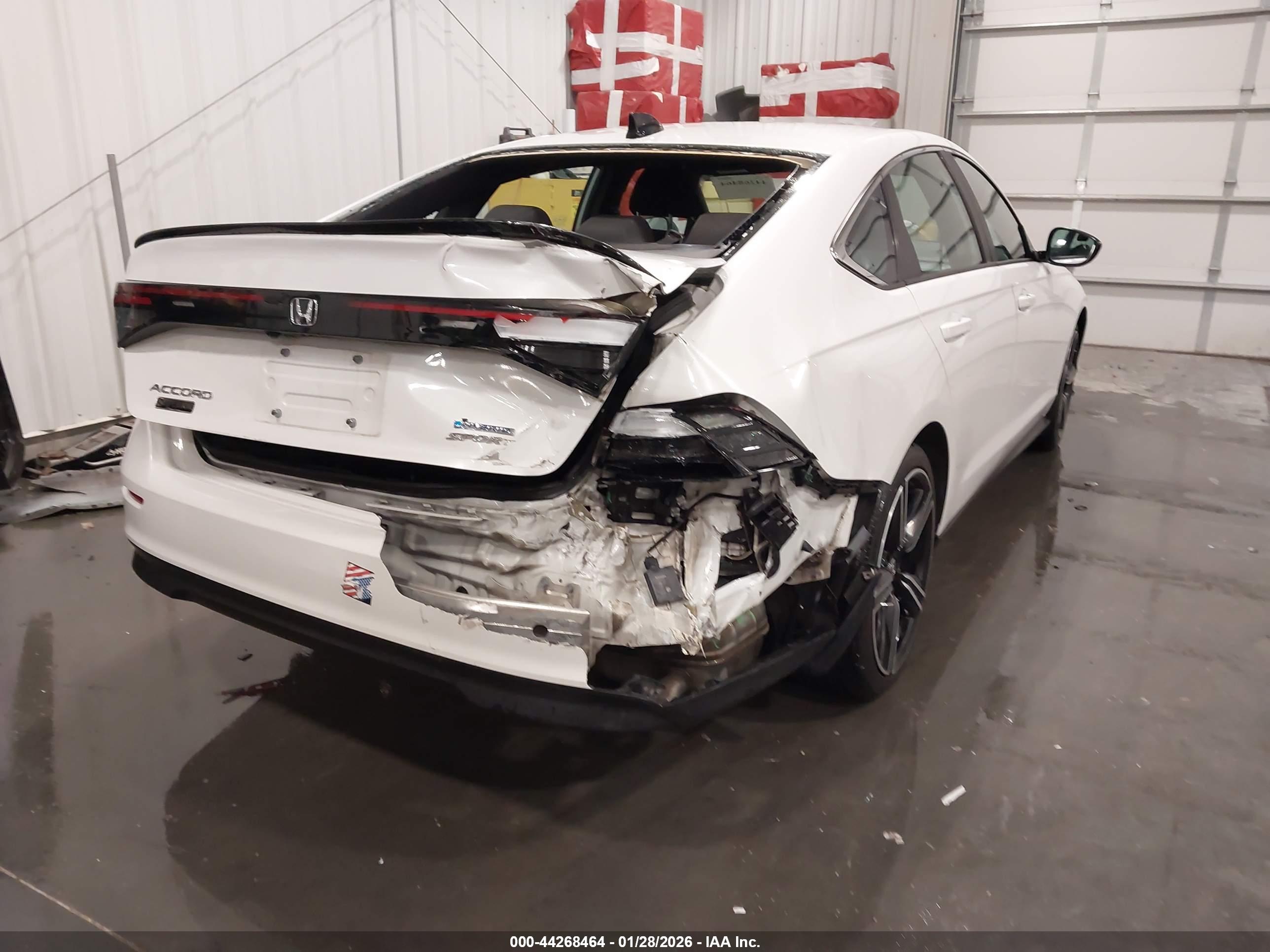 HONDA ACCORD image 6