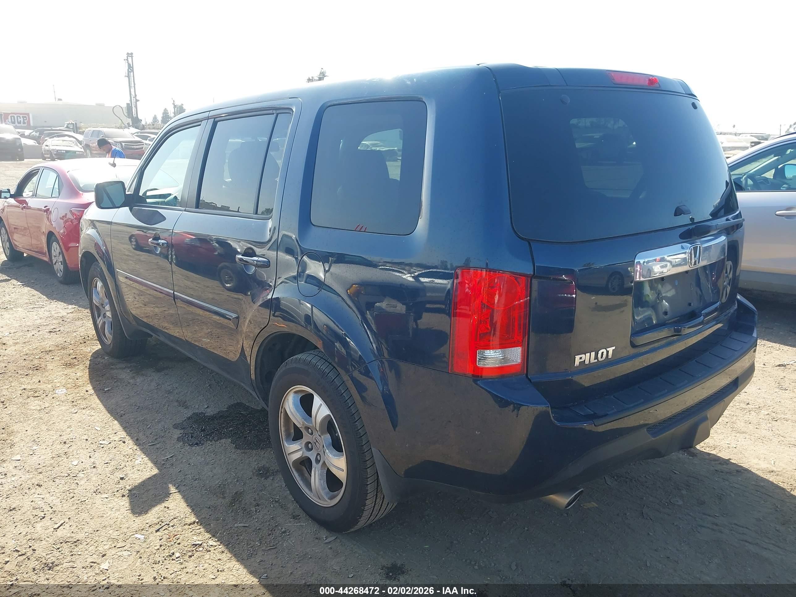 HONDA PILOT image 3