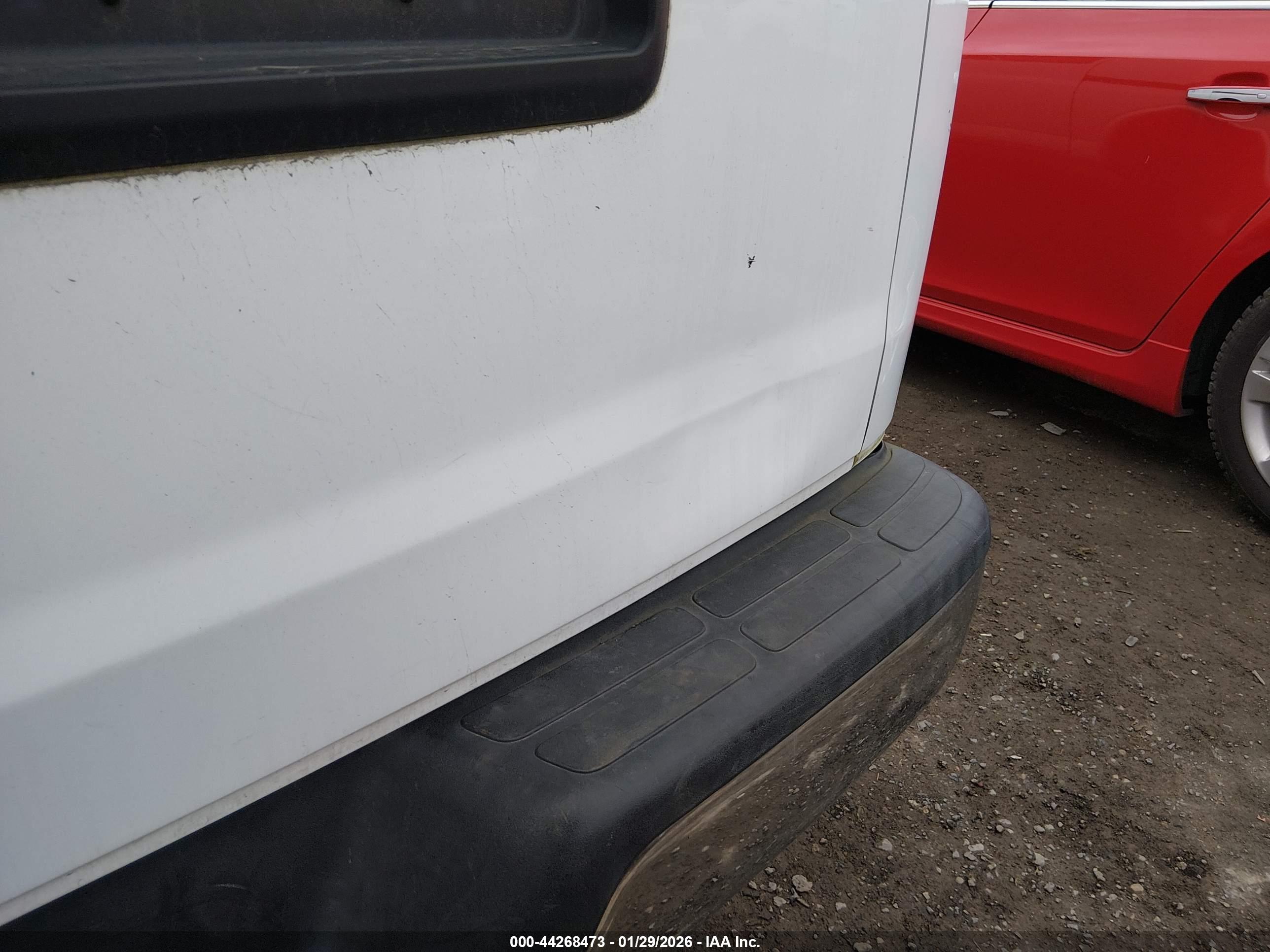 CHEVROLET EXPRESS image 6