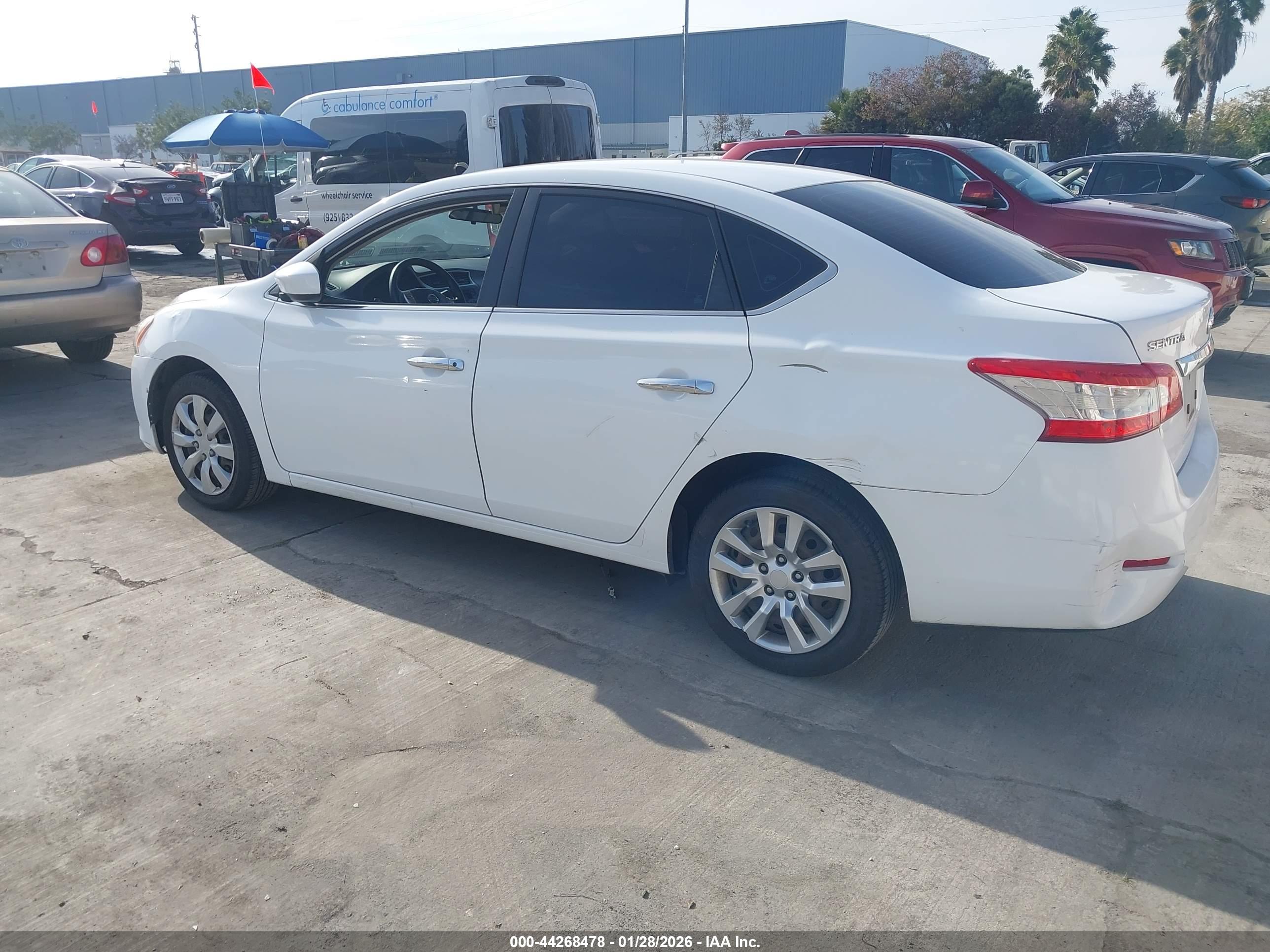 NISSAN SENTRA image 3