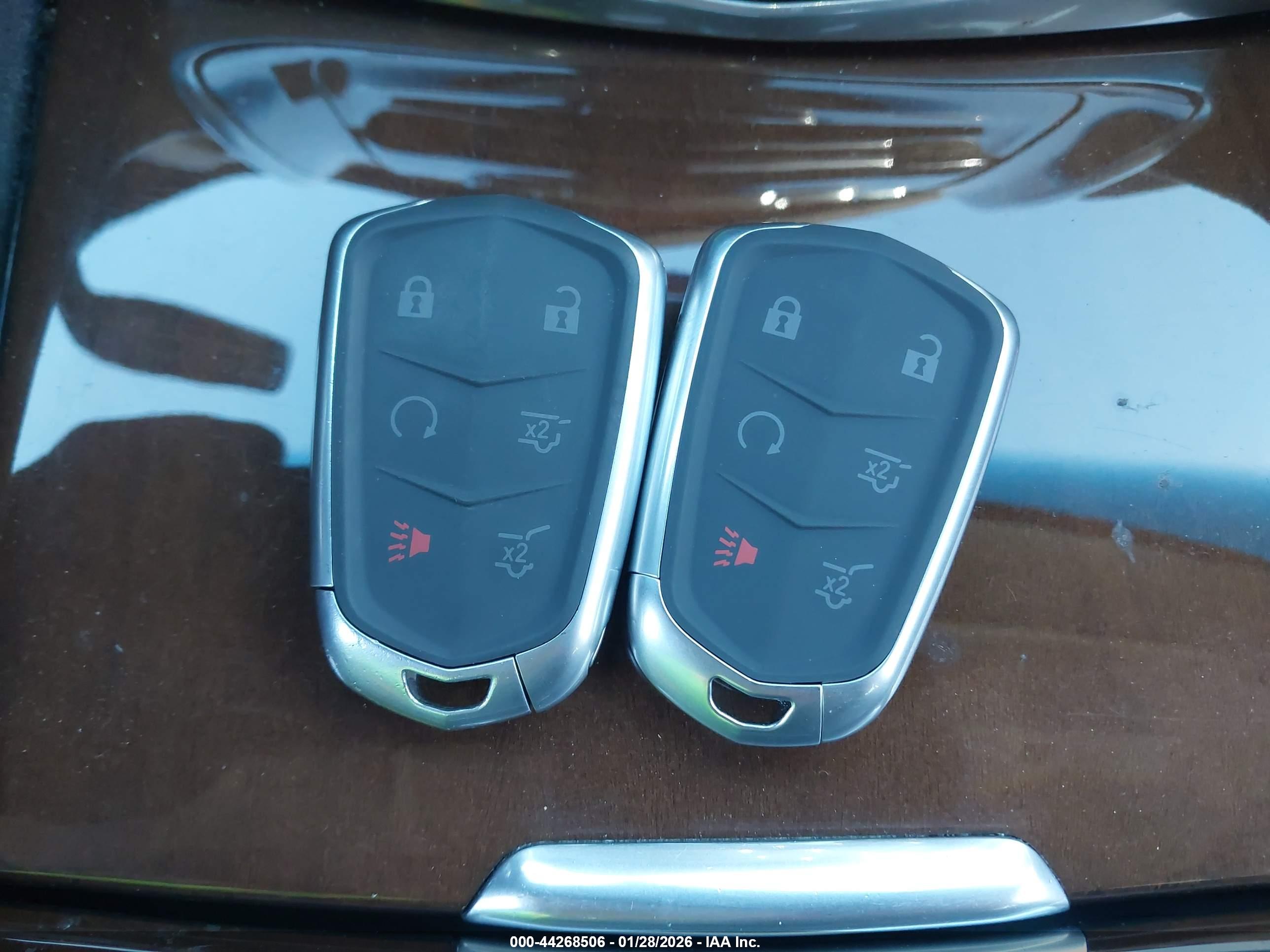 CADILLAC ESCALADE image 11