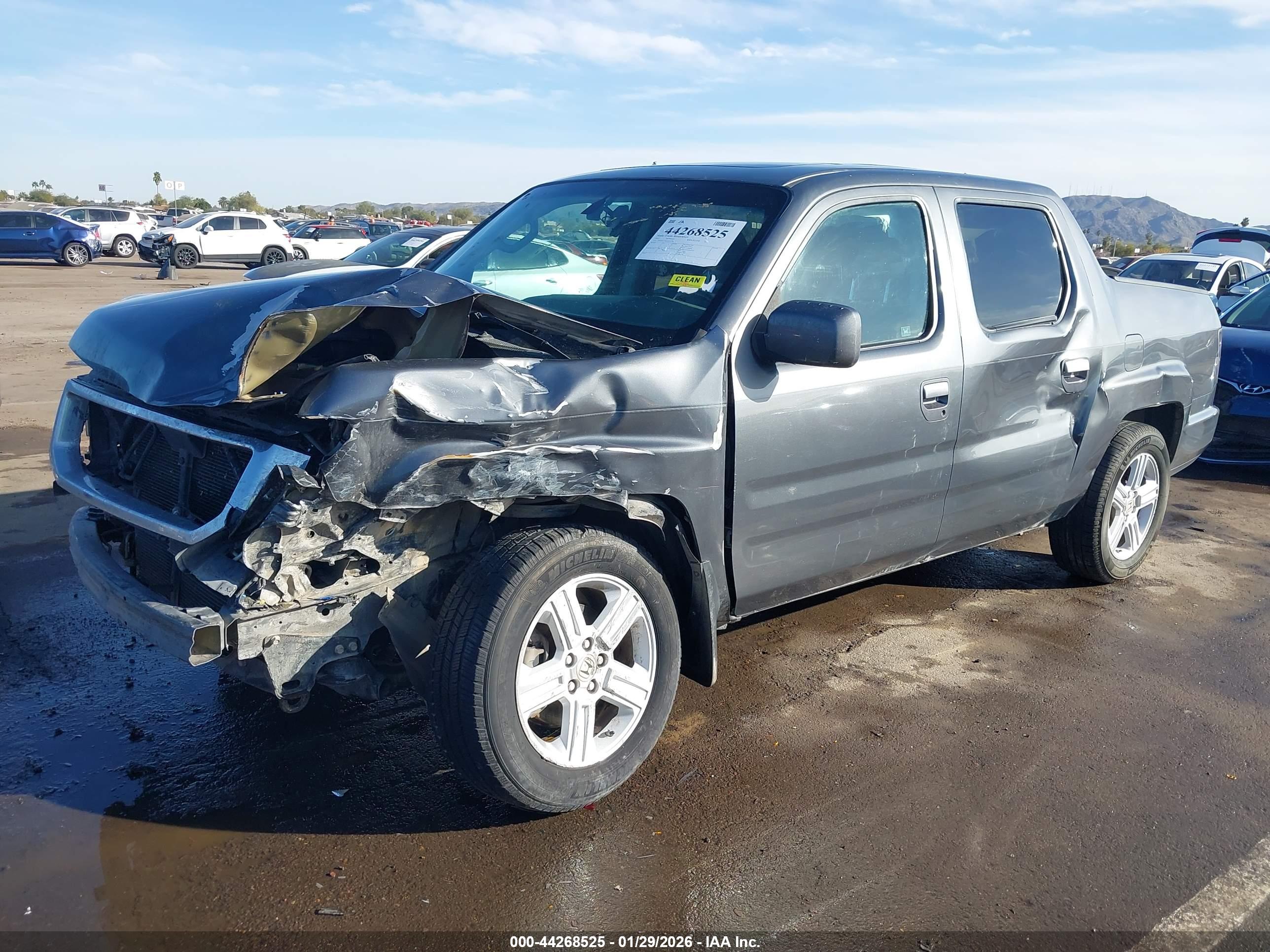 HONDA RIDGELINE image 2