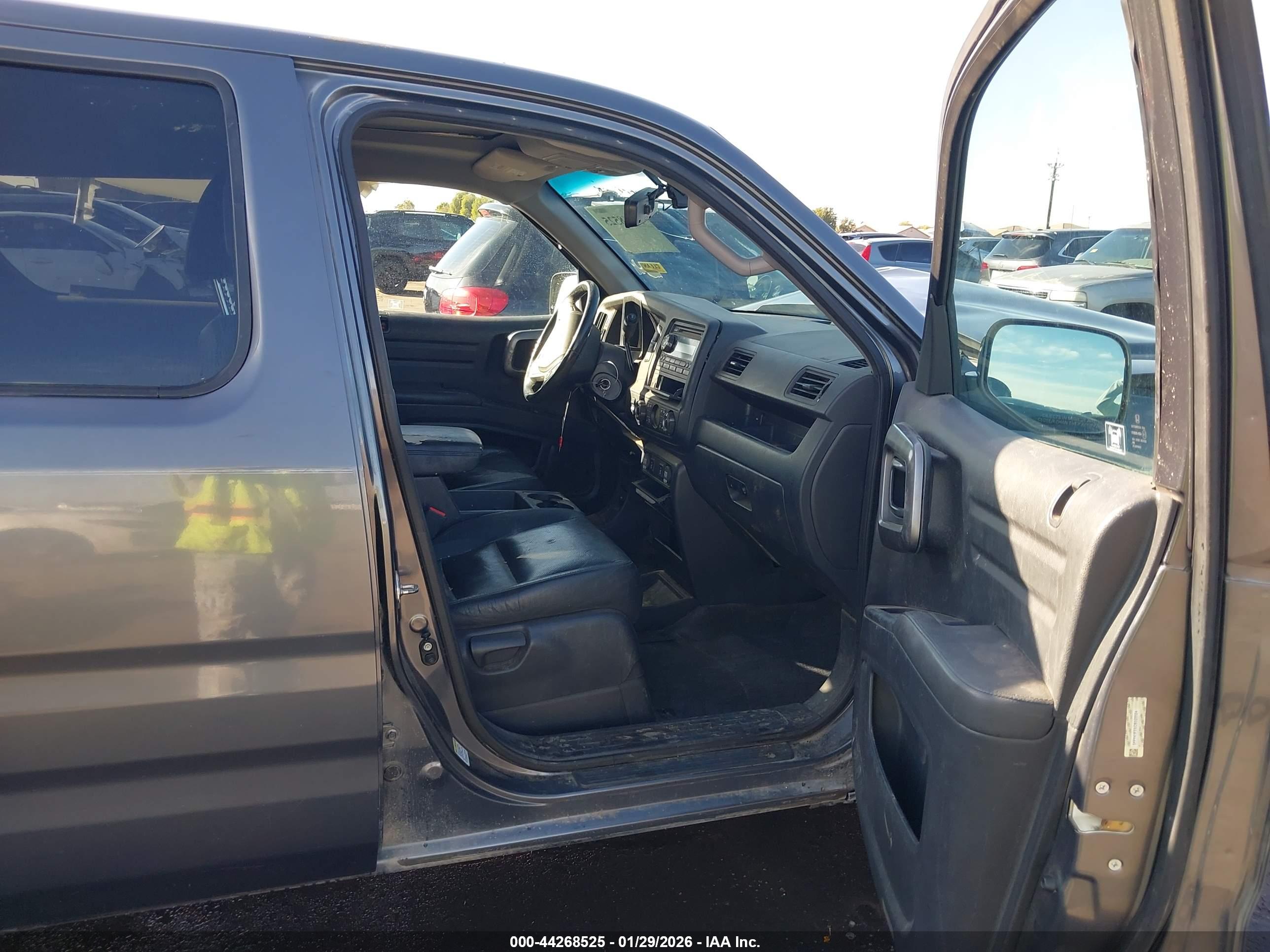 HONDA RIDGELINE image 5