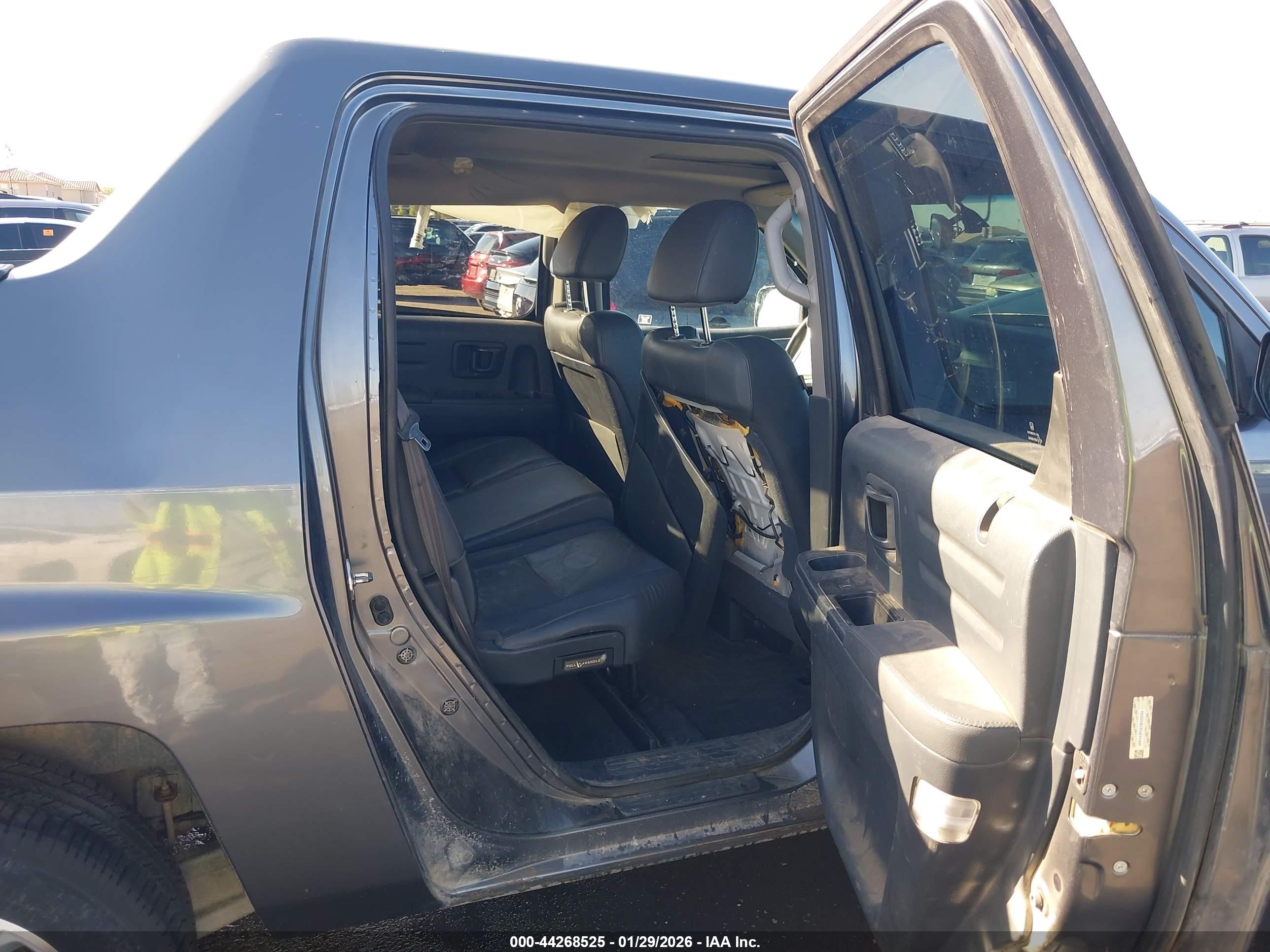 HONDA RIDGELINE image 8