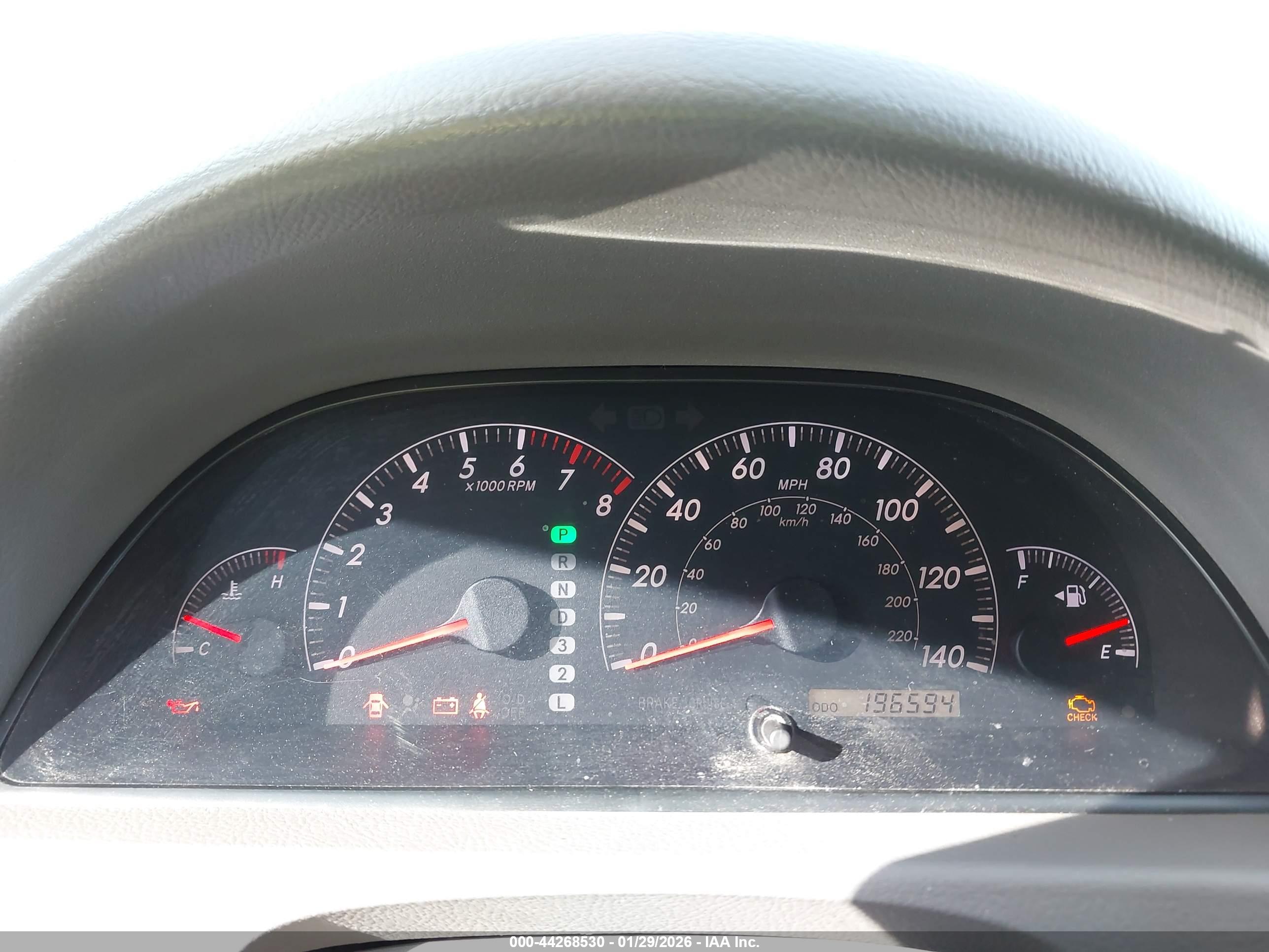 TOYOTA CAMRY image 7