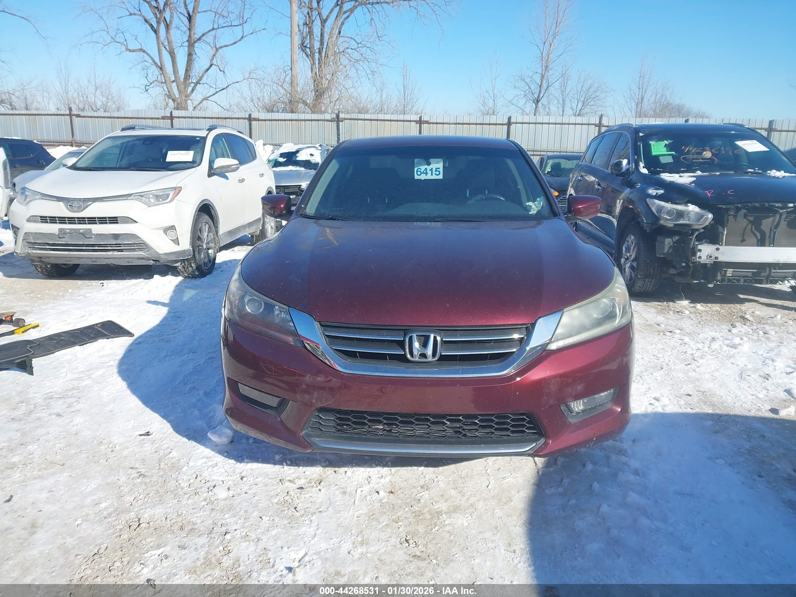 HONDA ACCORD image 6