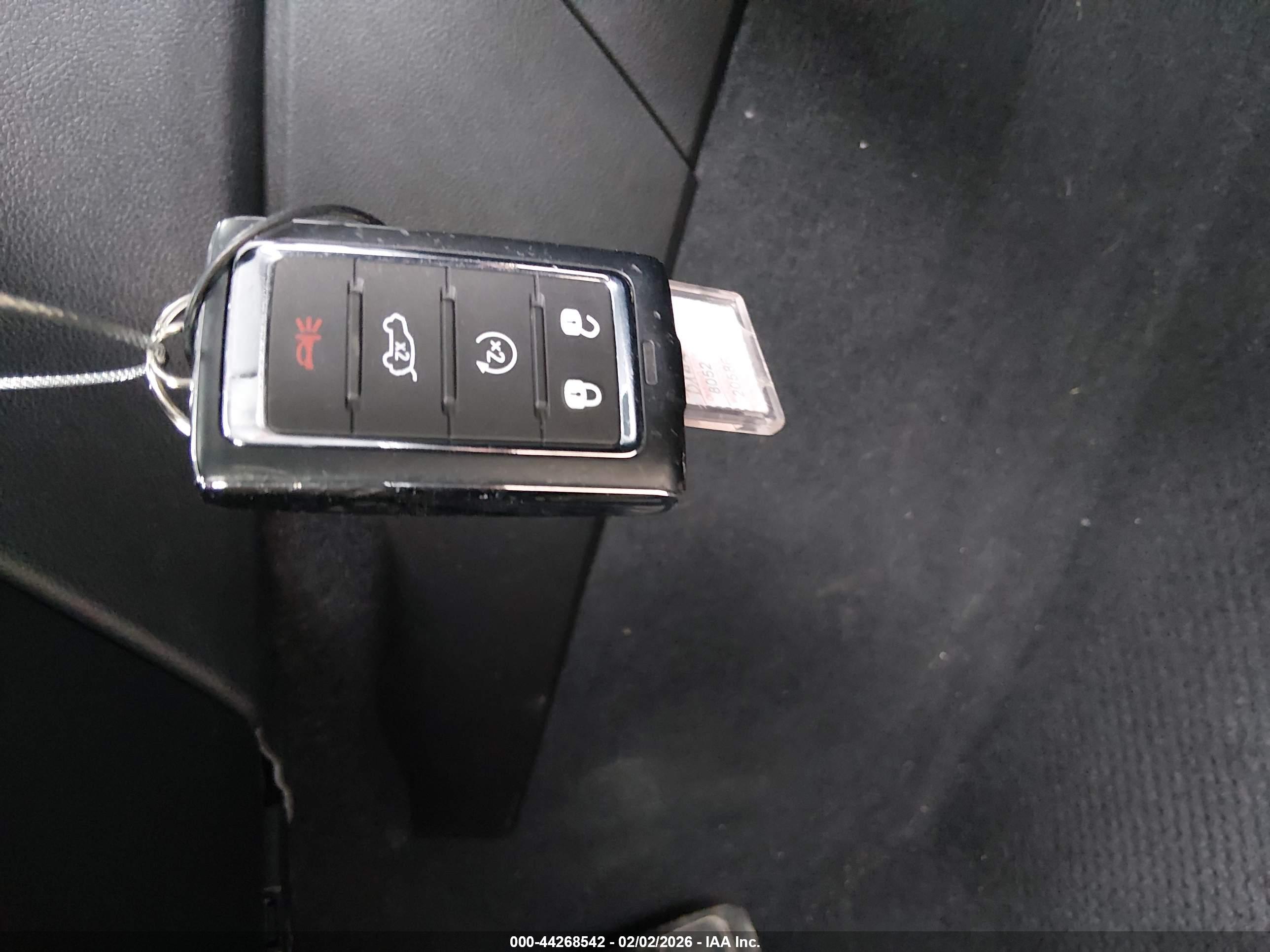 JEEP GRAND image 11