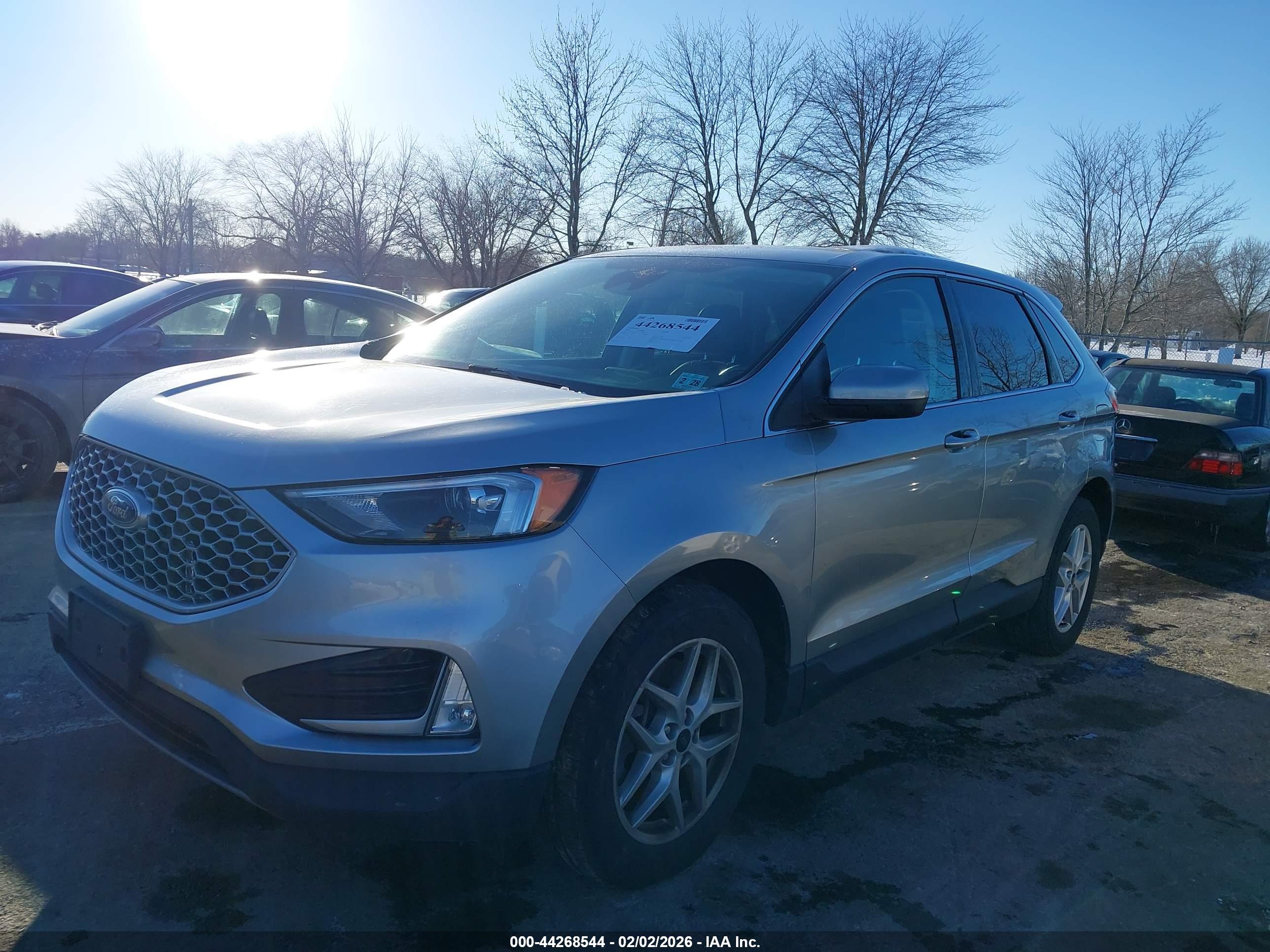 FORD EDGE image 2