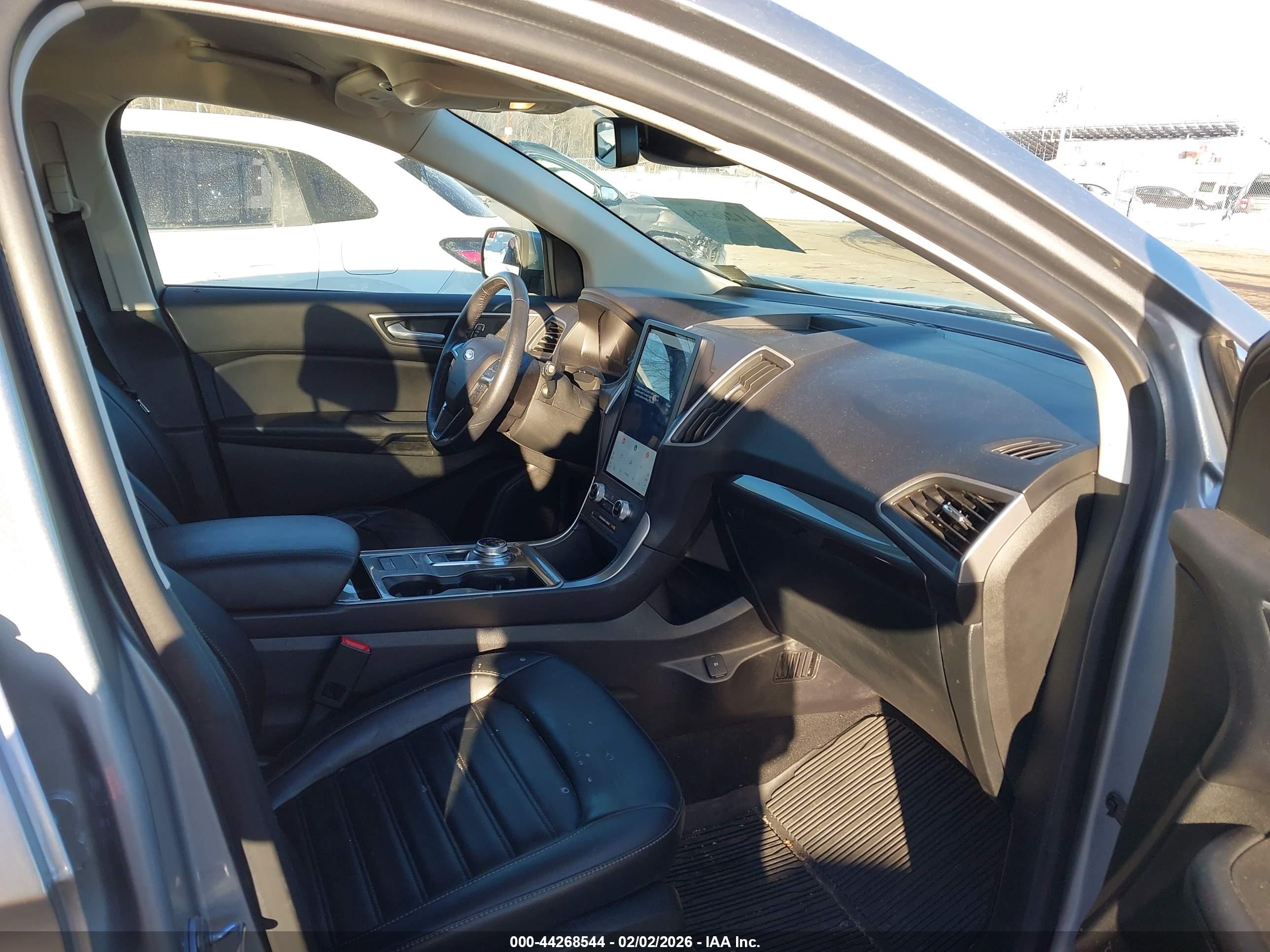 FORD EDGE image 5