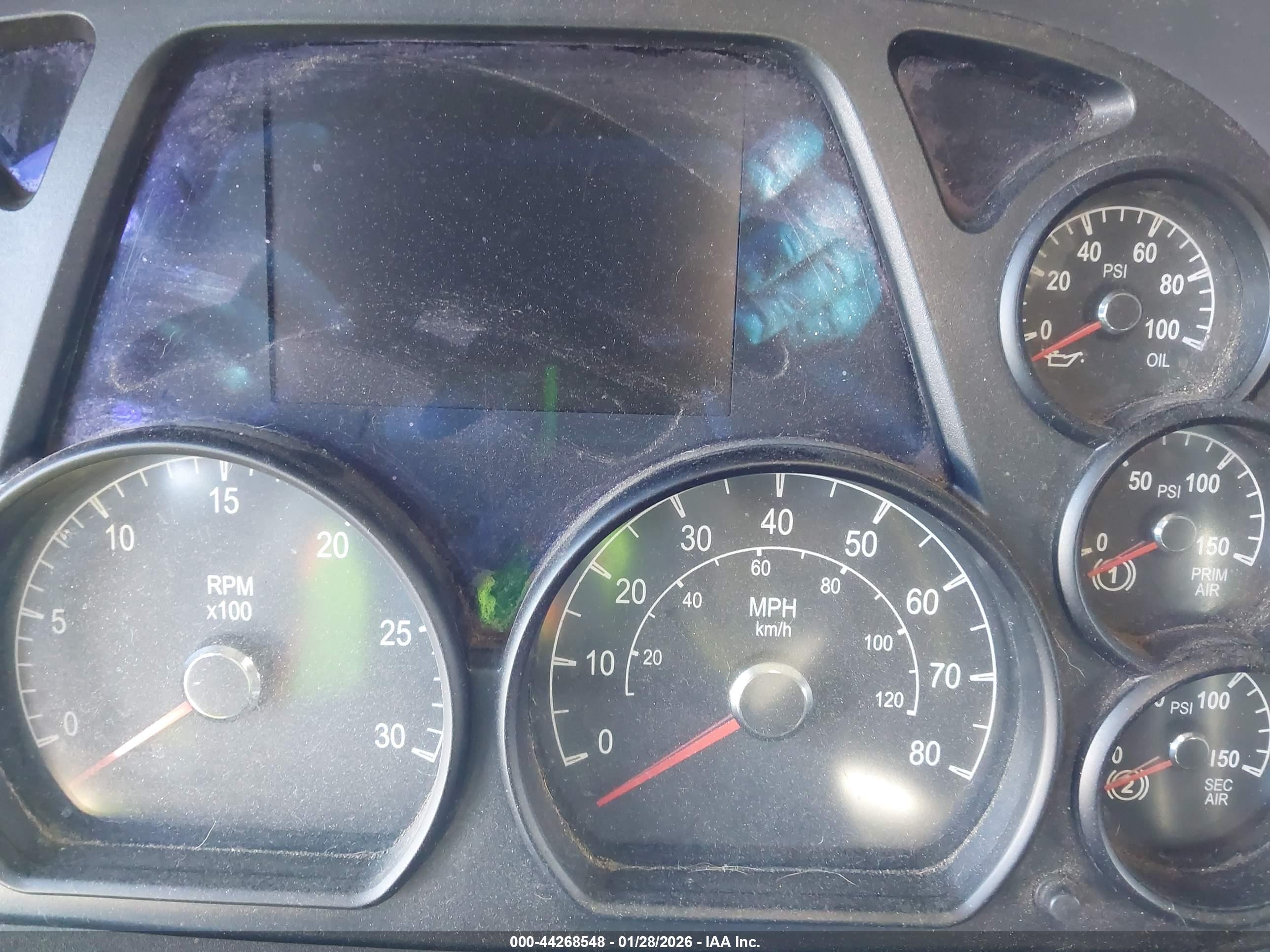 PETERBILT 579 image 6
