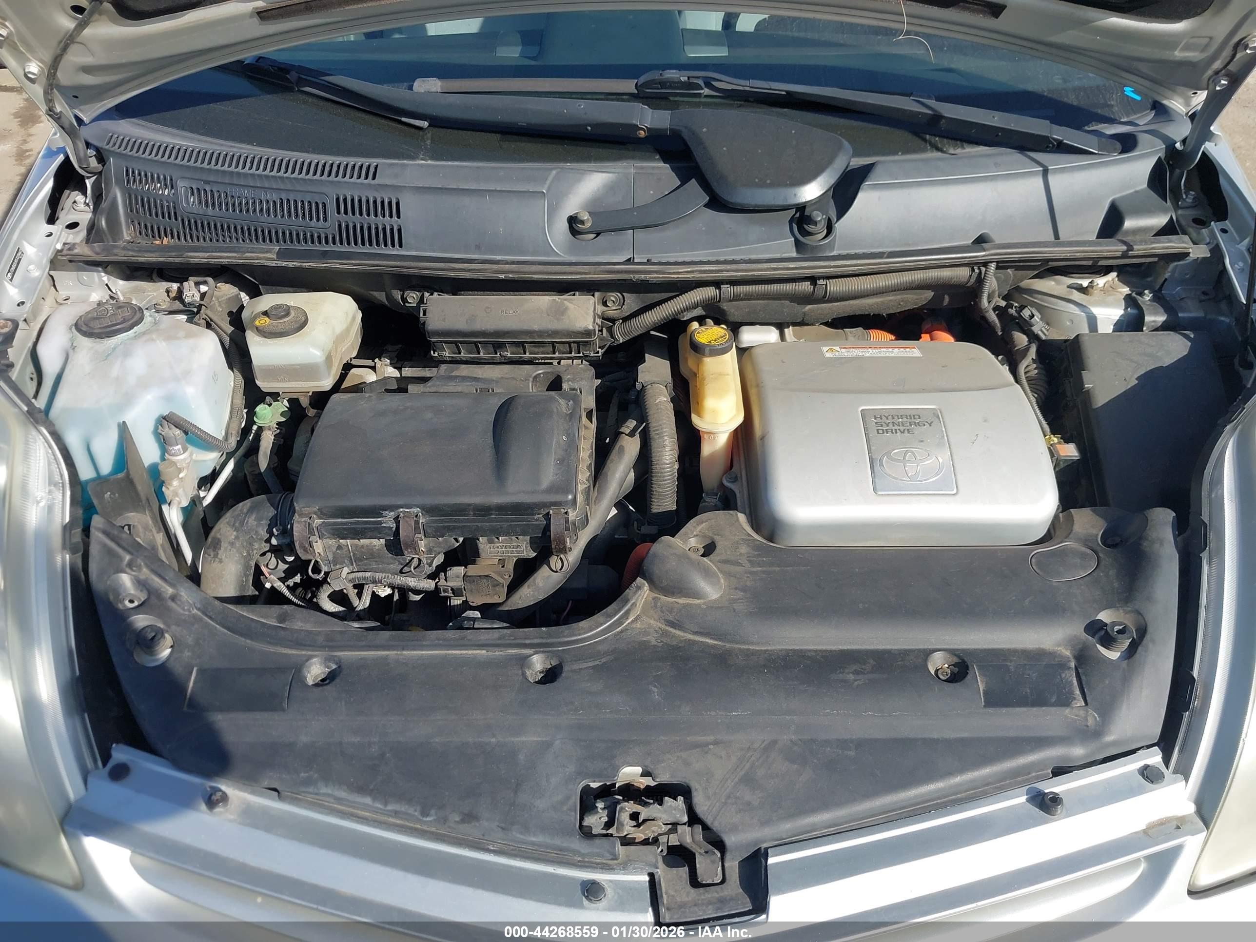 TOYOTA PRIUS image 10