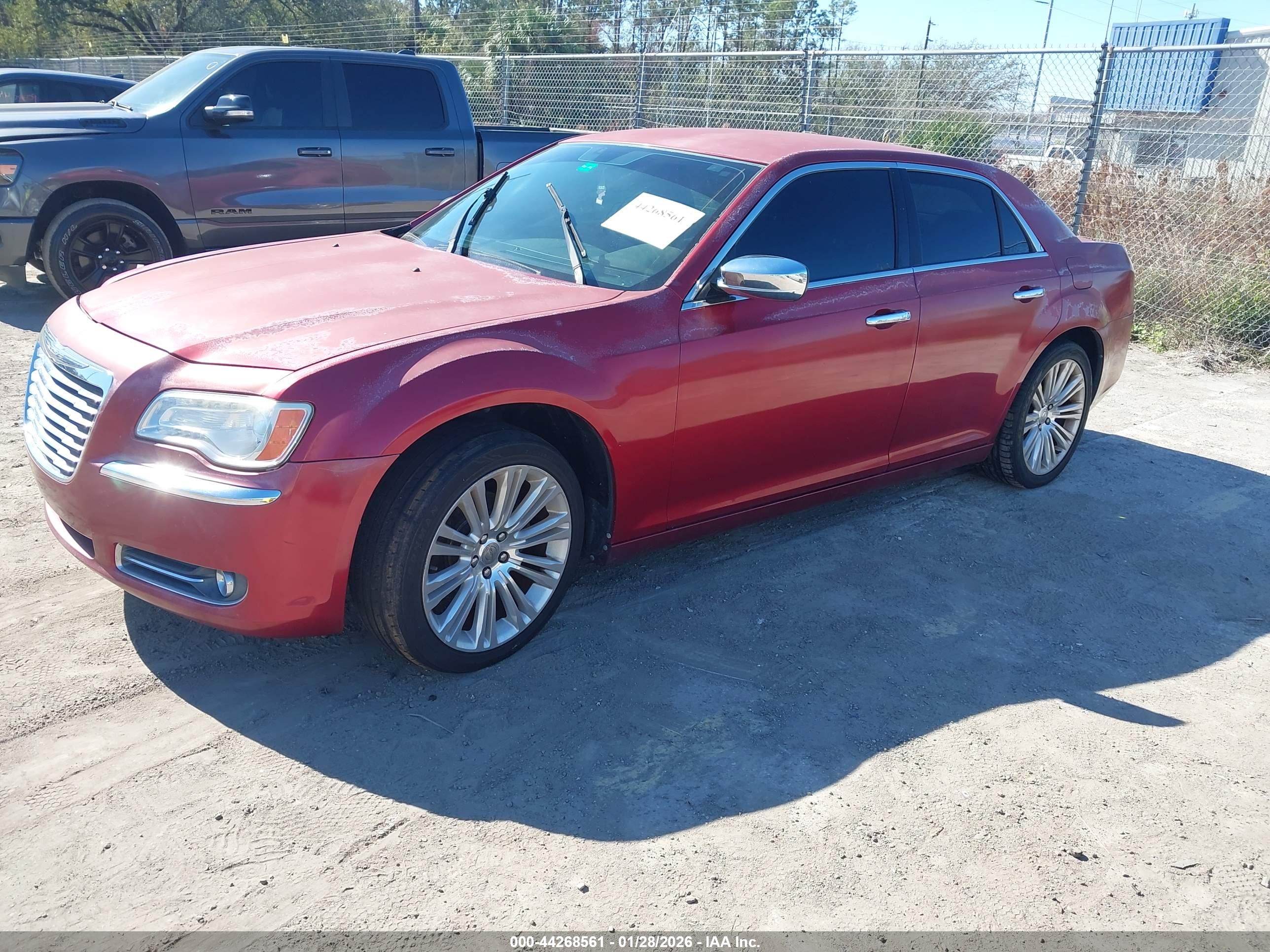 CHRYSLER 300 image 2