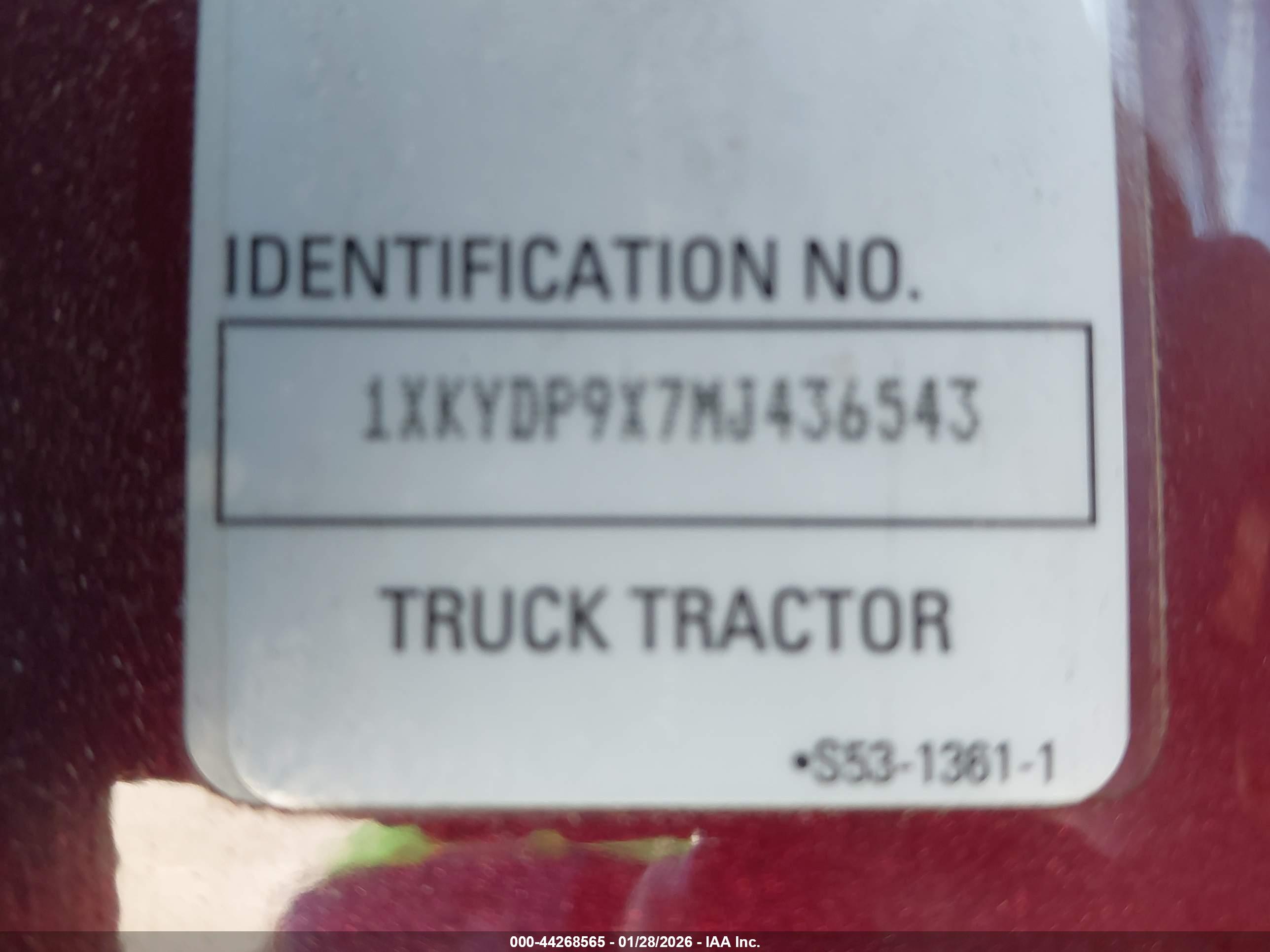 KENWORTH T680 image 9
