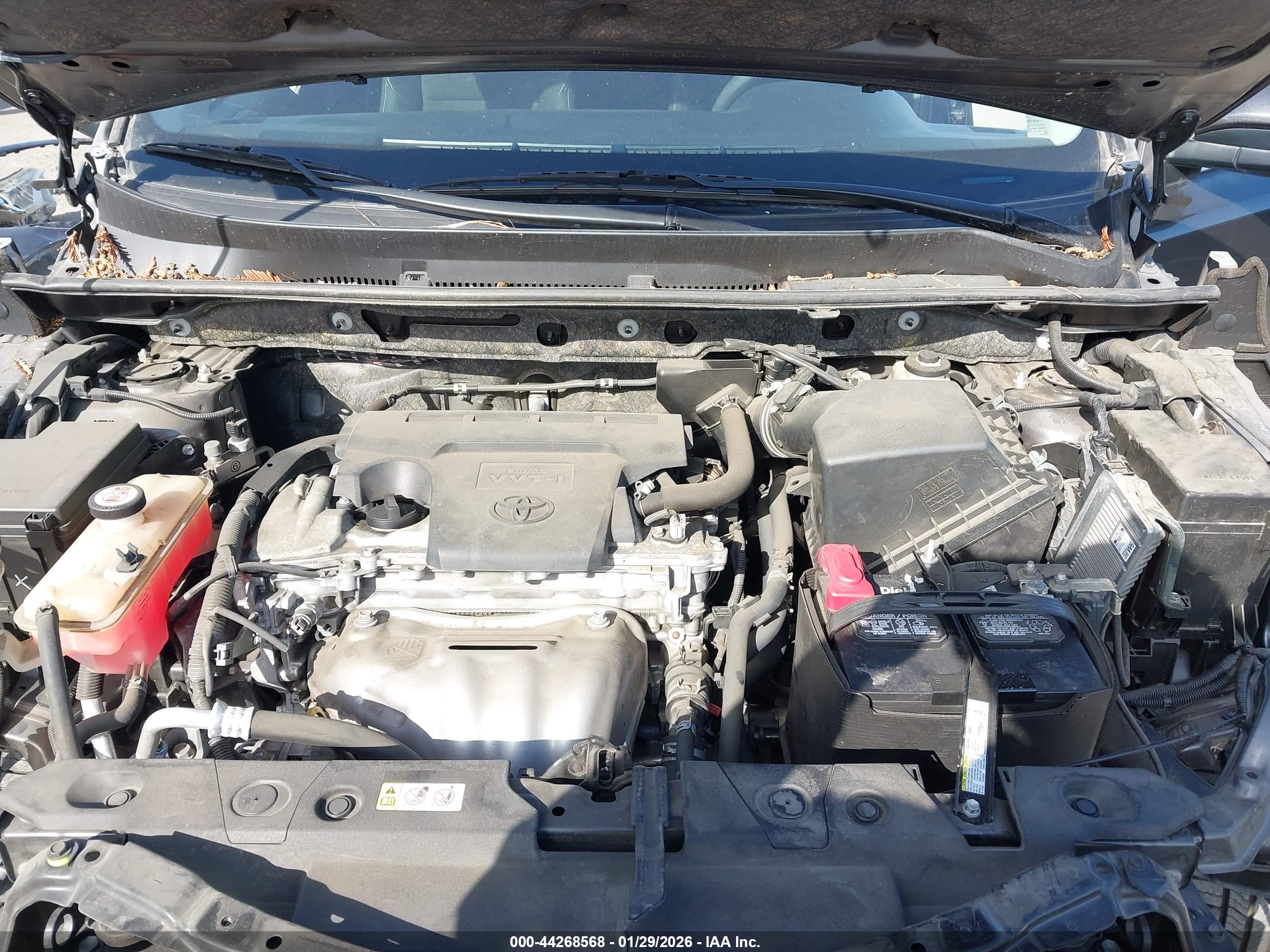 TOYOTA RAV4 image 10