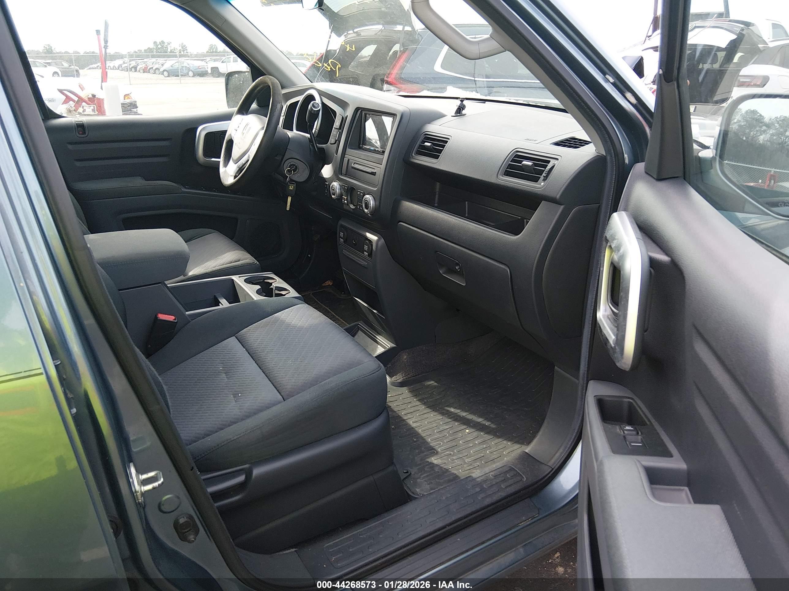 HONDA RIDGELINE image 5