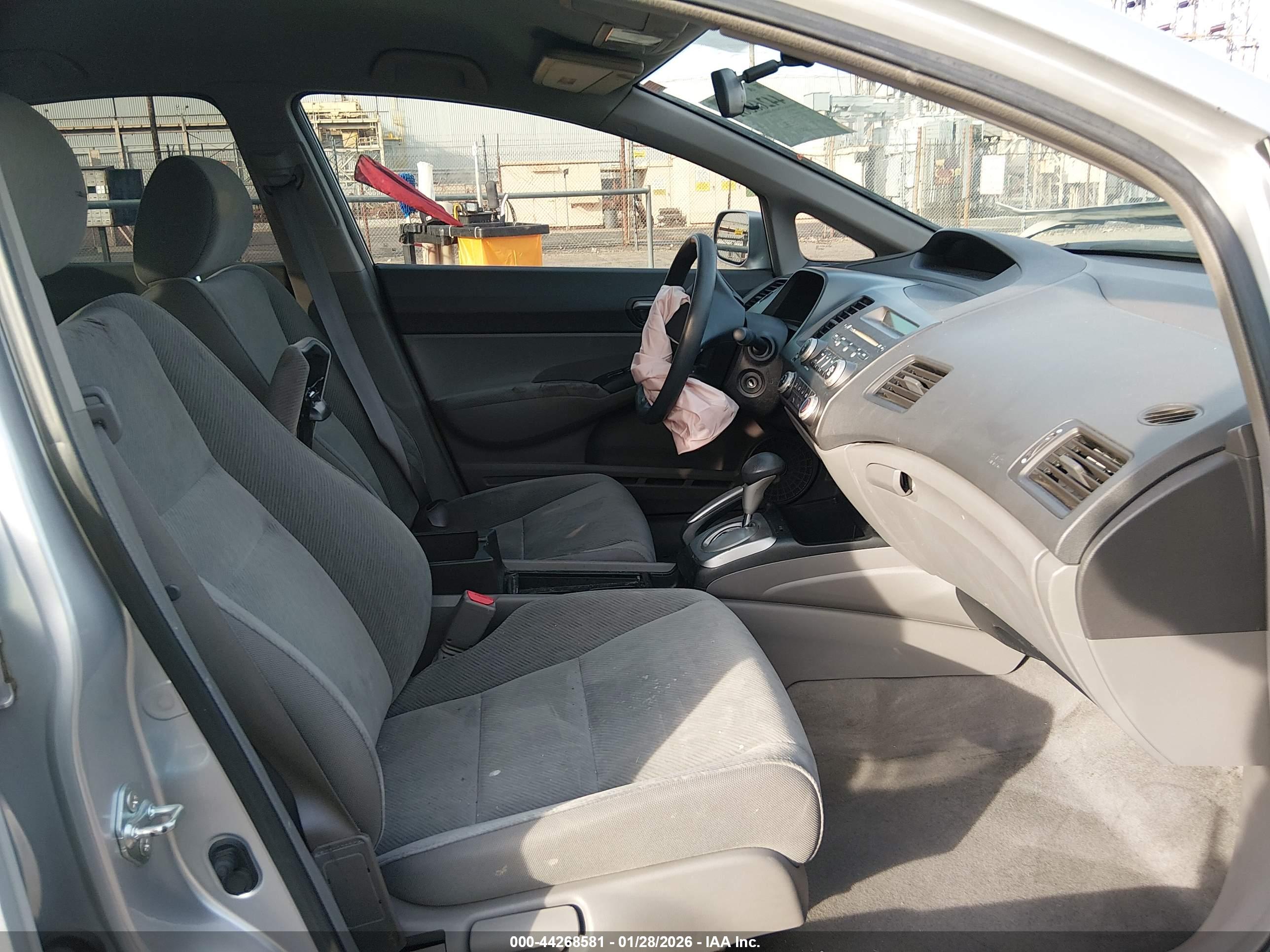 HONDA CIVIC image 5