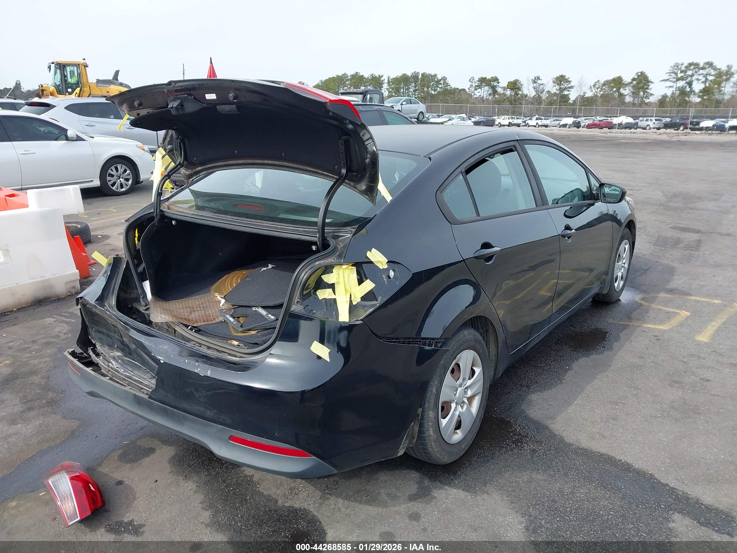 KIA FORTE image 4