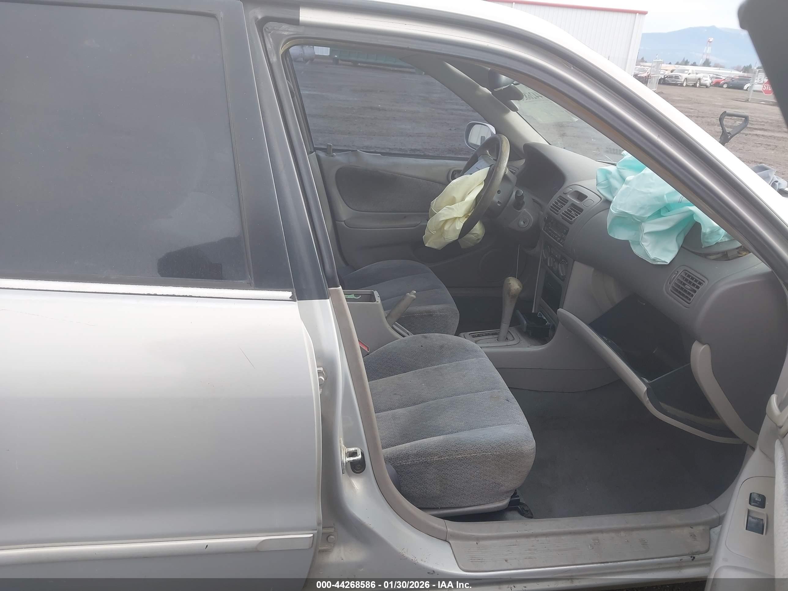 TOYOTA COROLLA image 5
