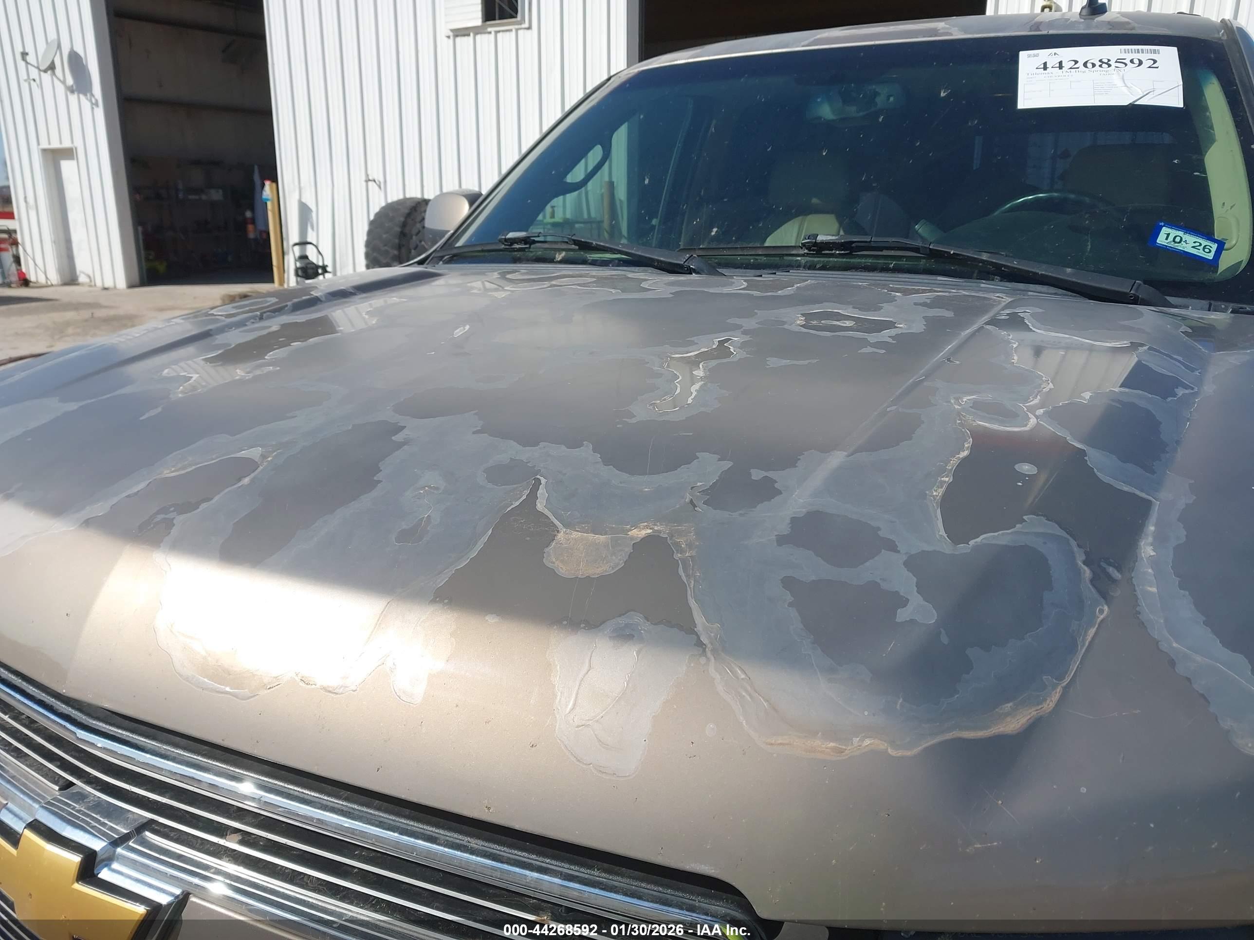 CHEVROLET TAHOE image 6