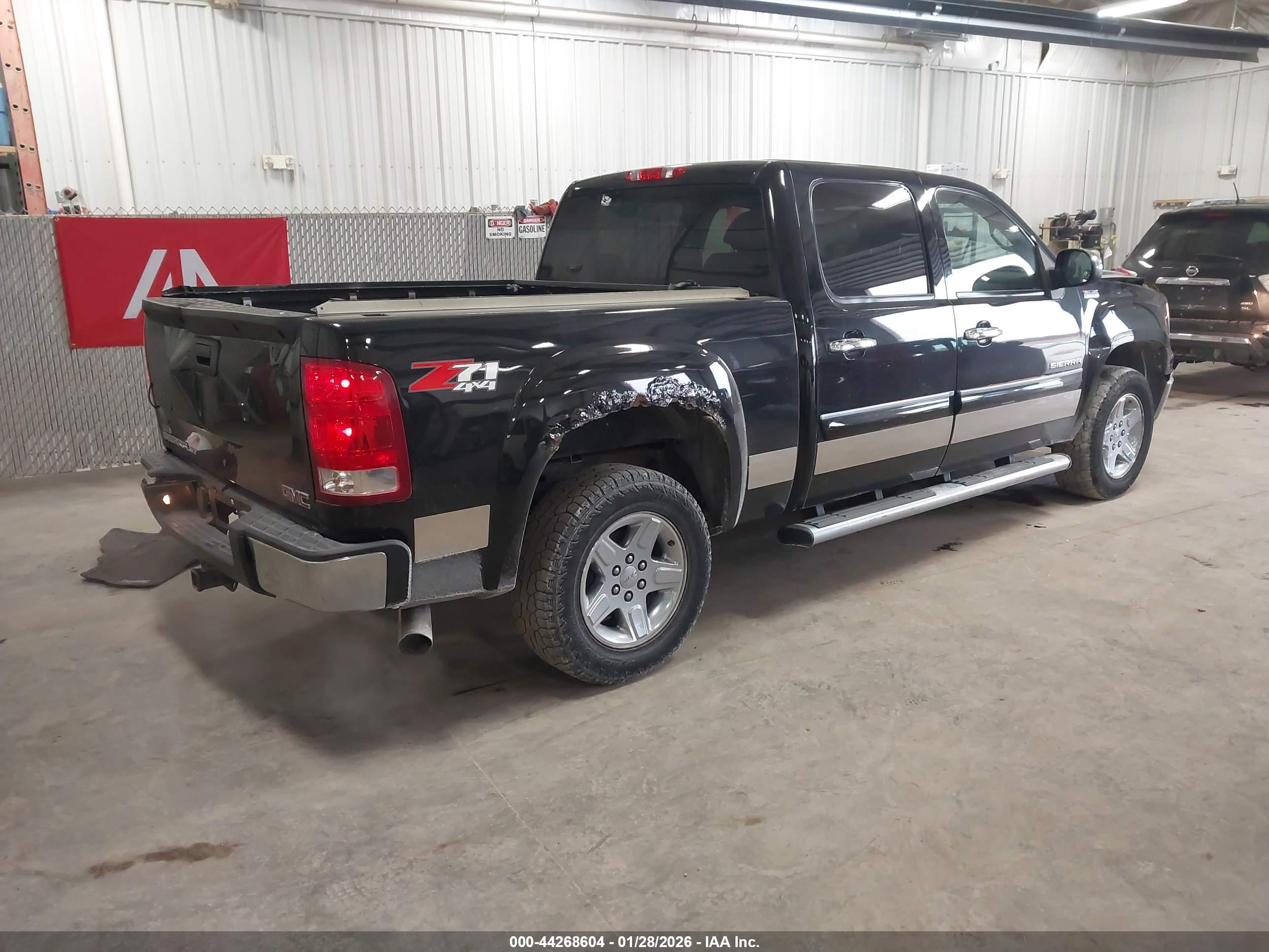 GMC SIERRA image 4