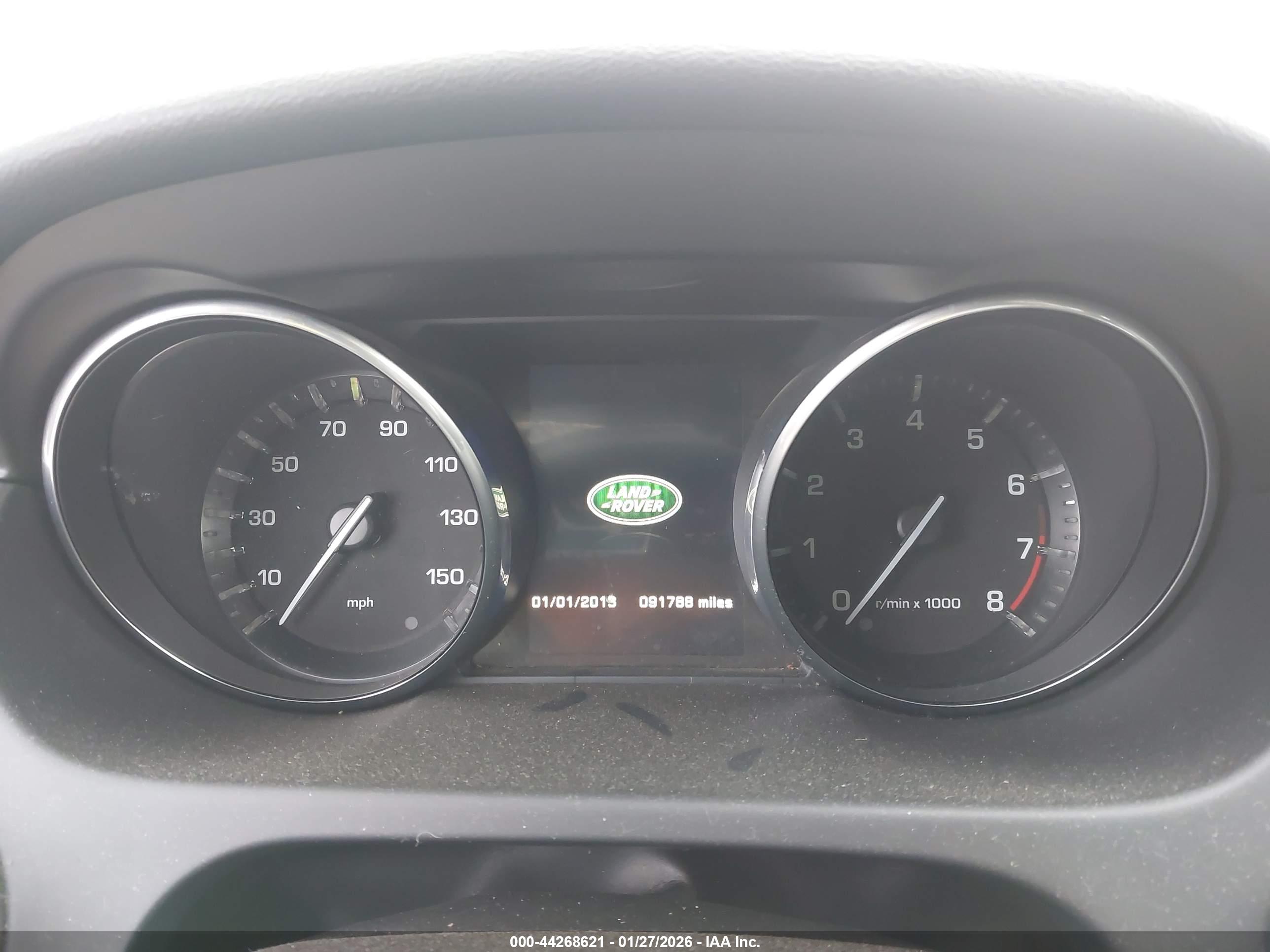LAND ROVER image 7