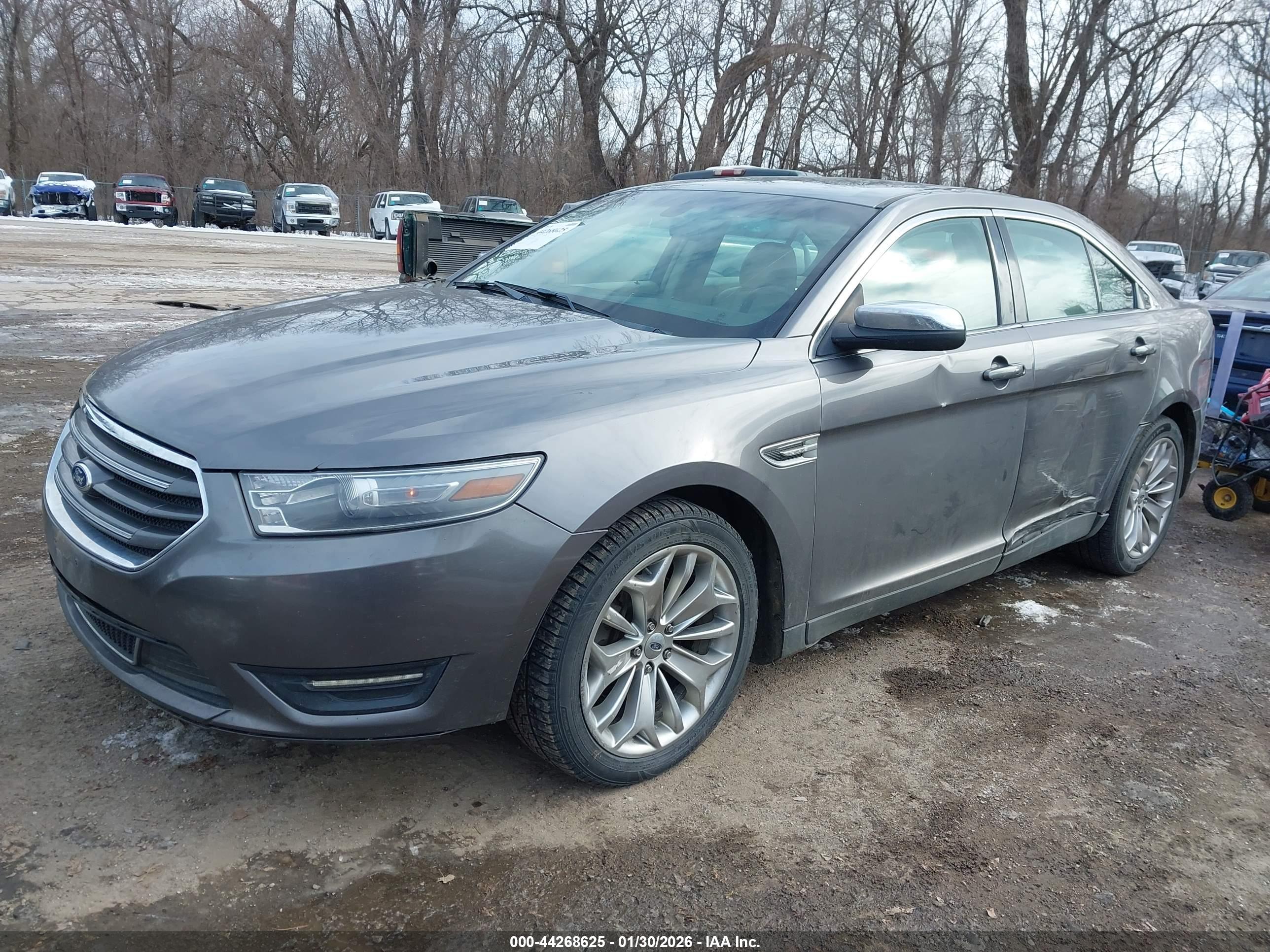 FORD TAURUS image 2
