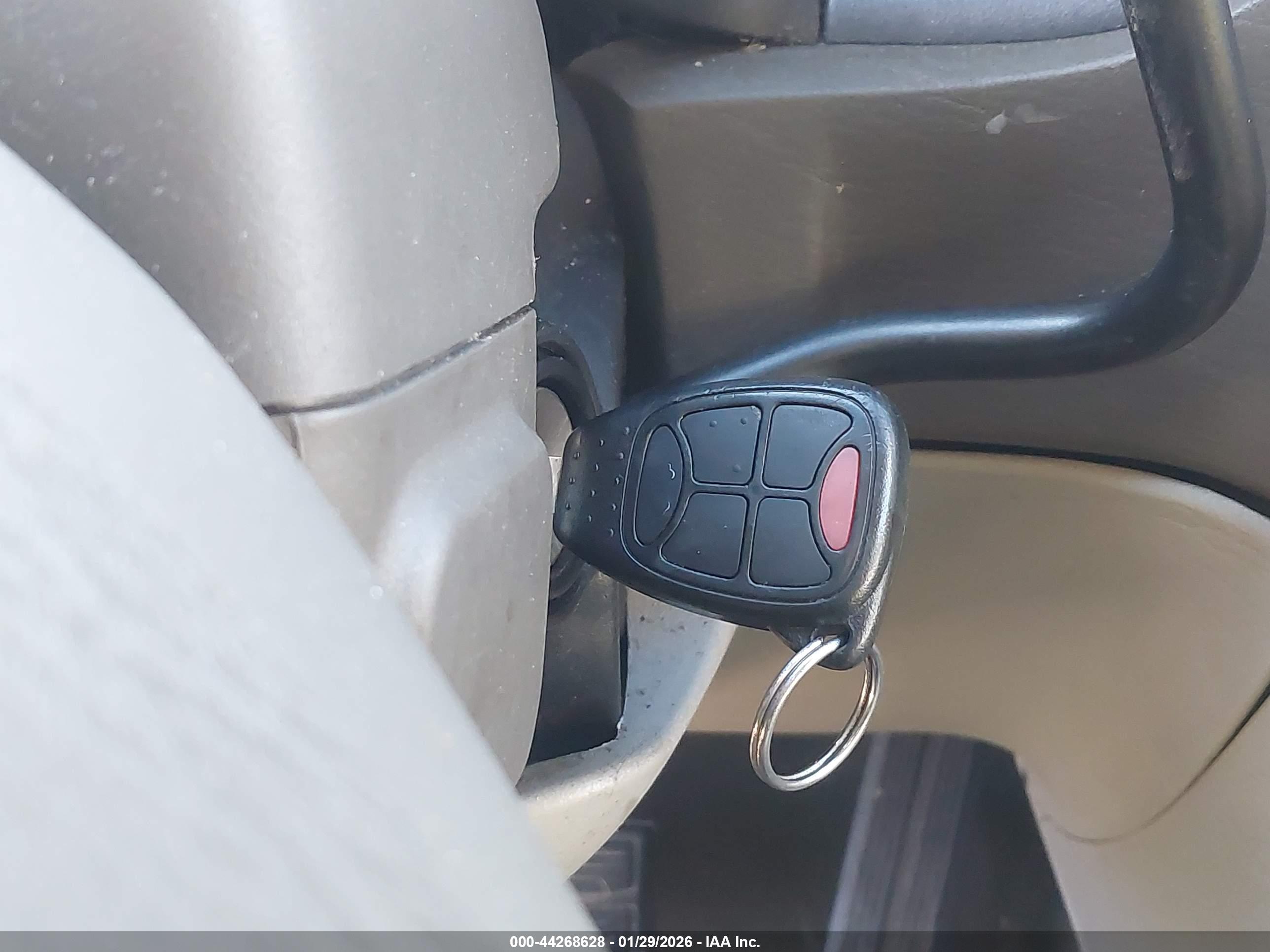 CHRYSLER TOWN image 11