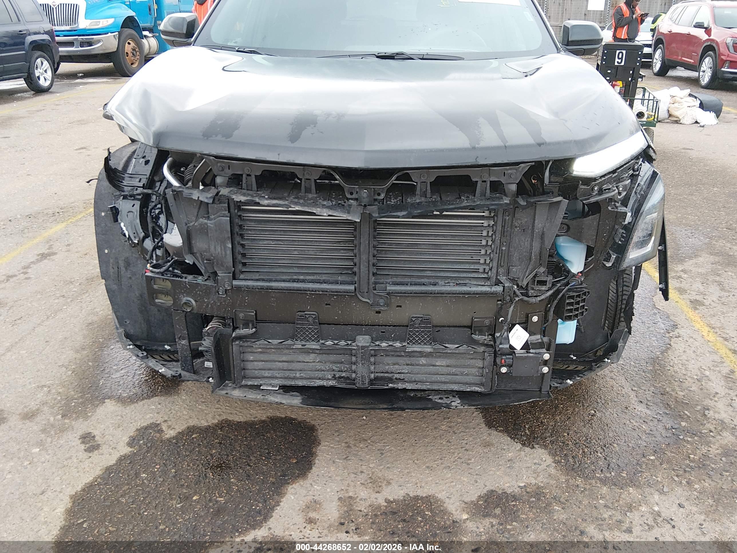 CHEVROLET EQUINOX image 6