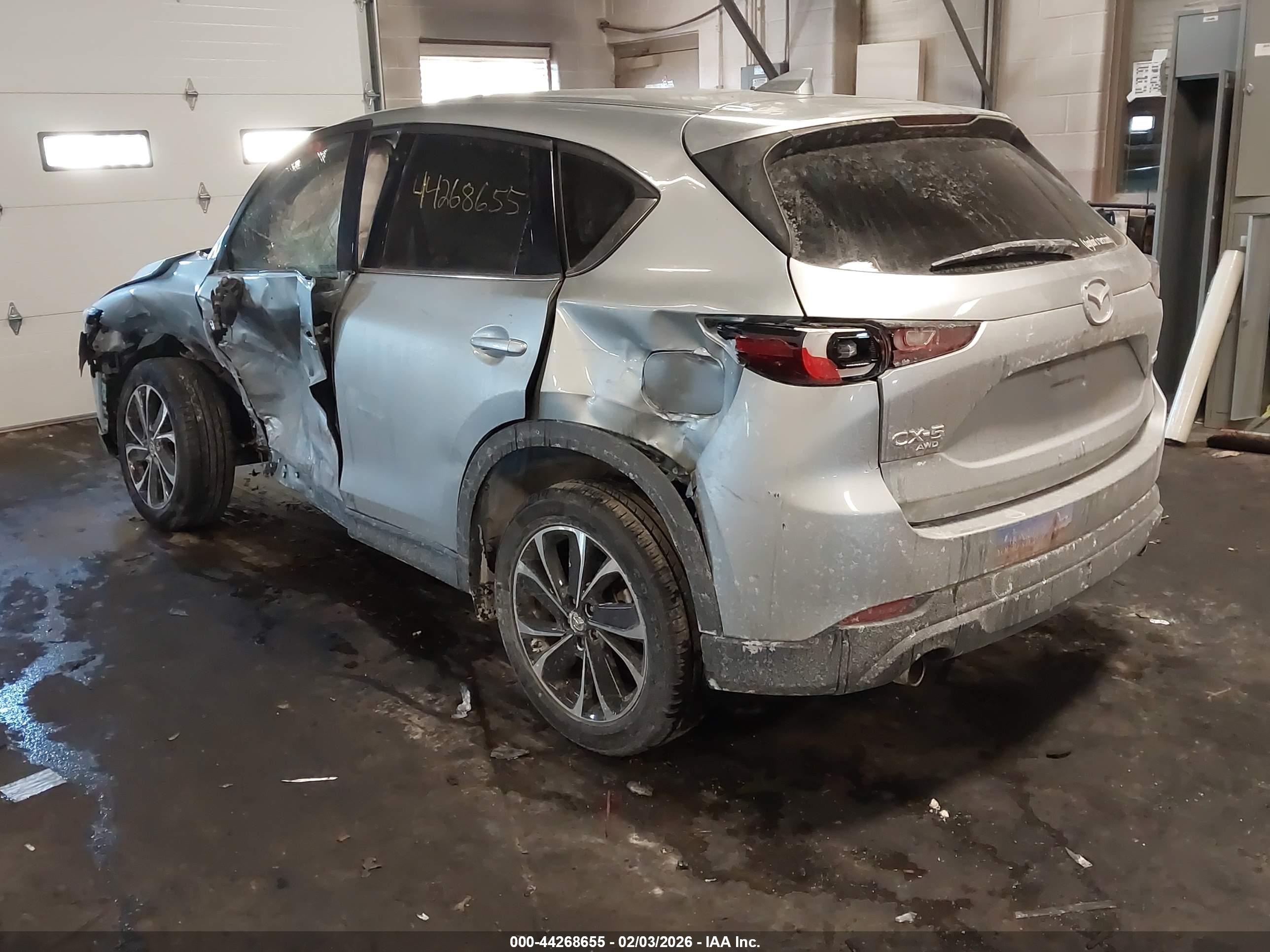 MAZDA CX-5 image 3