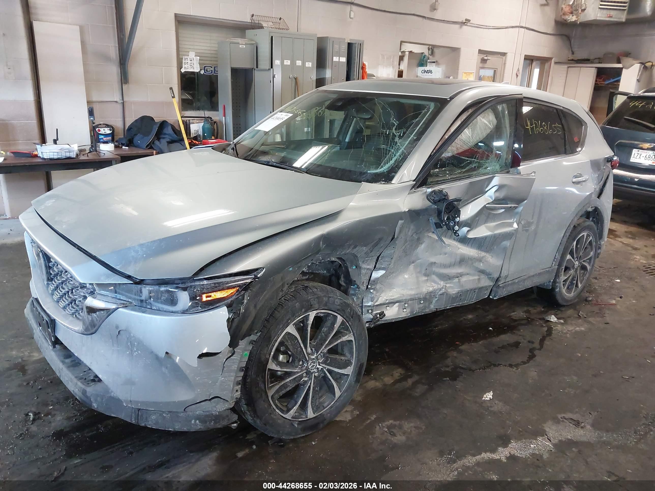 MAZDA CX-5 image 6