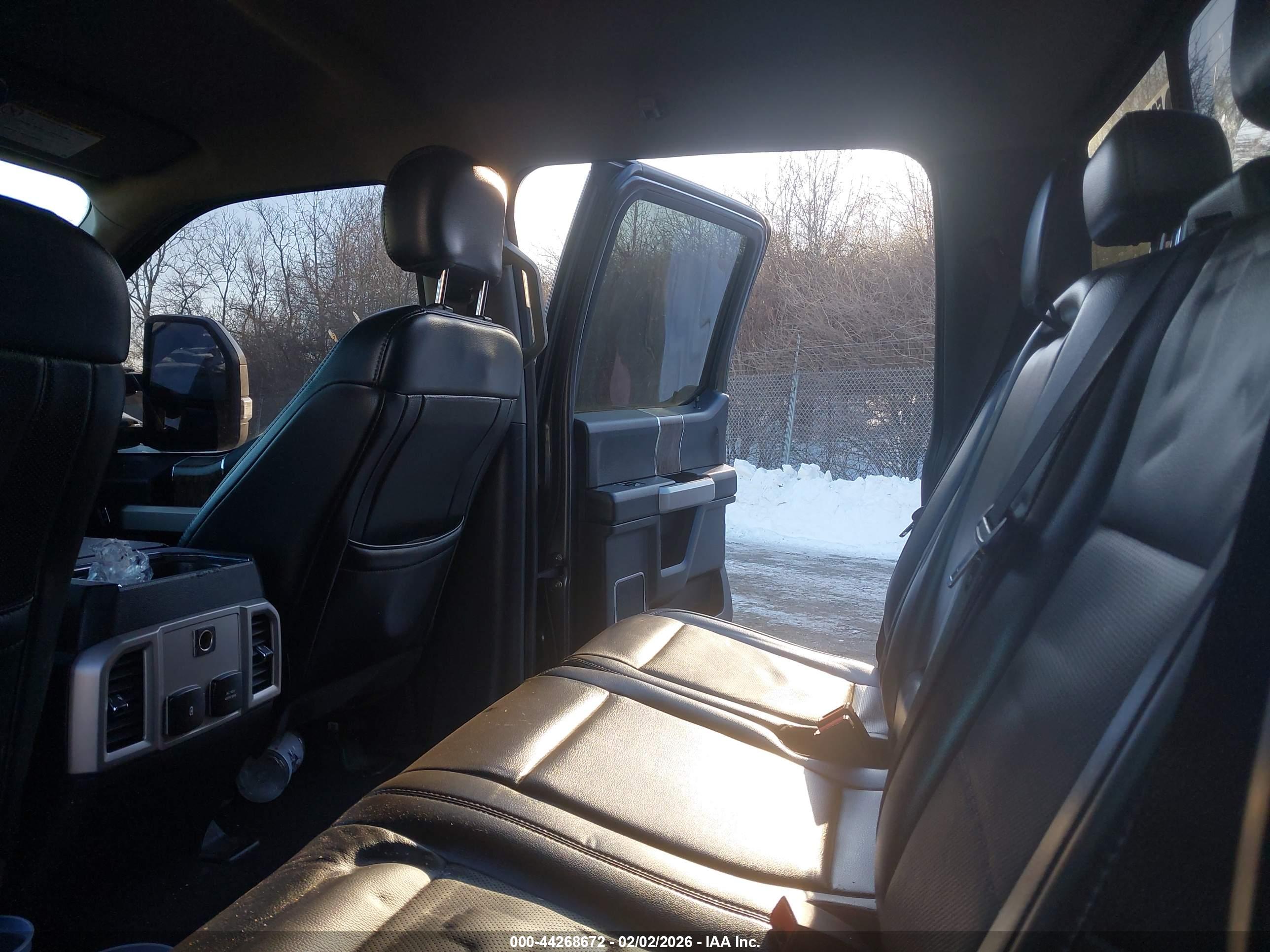 FORD F-250 image 8