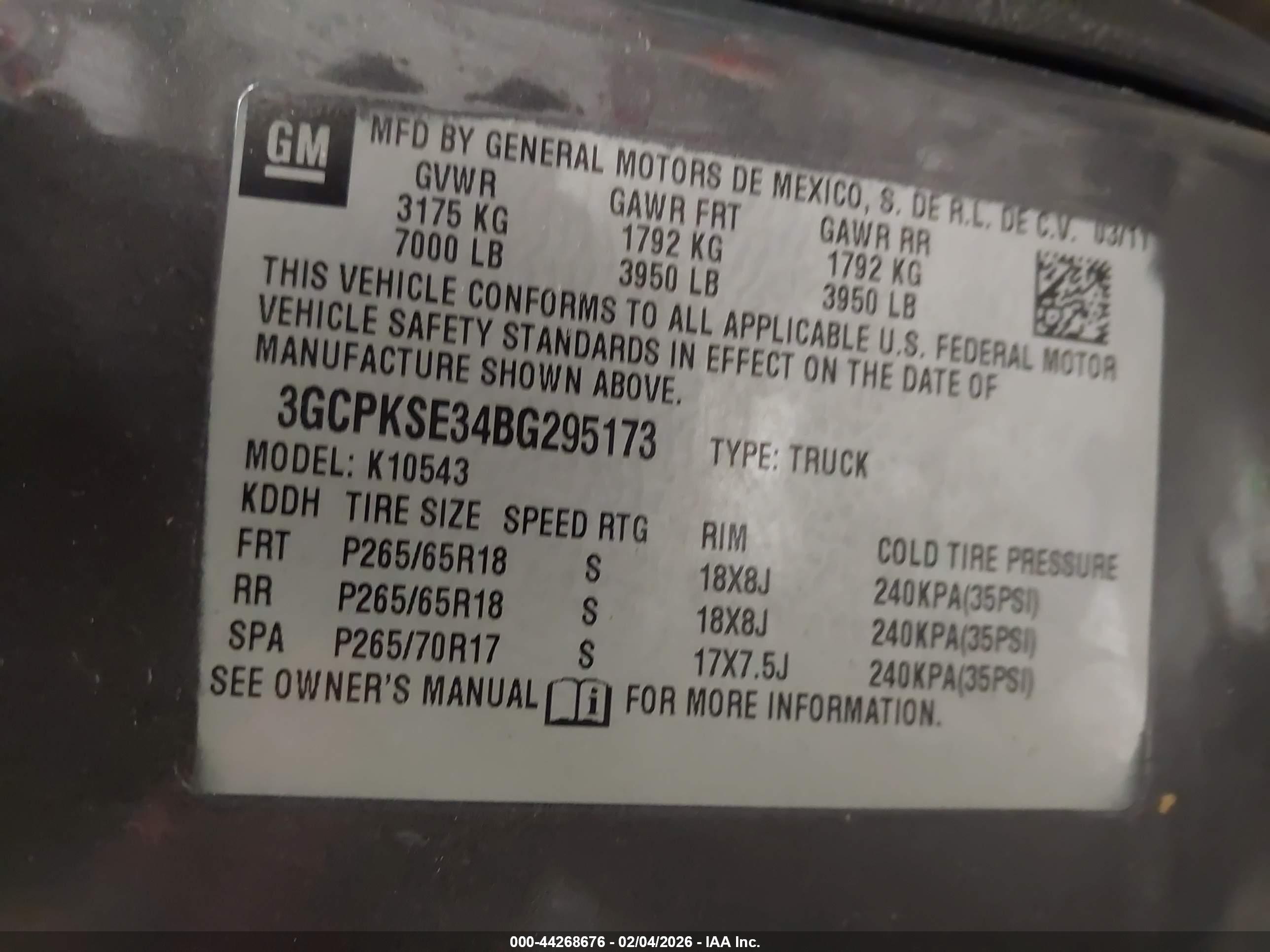 CHEVROLET SILVERADO image 9