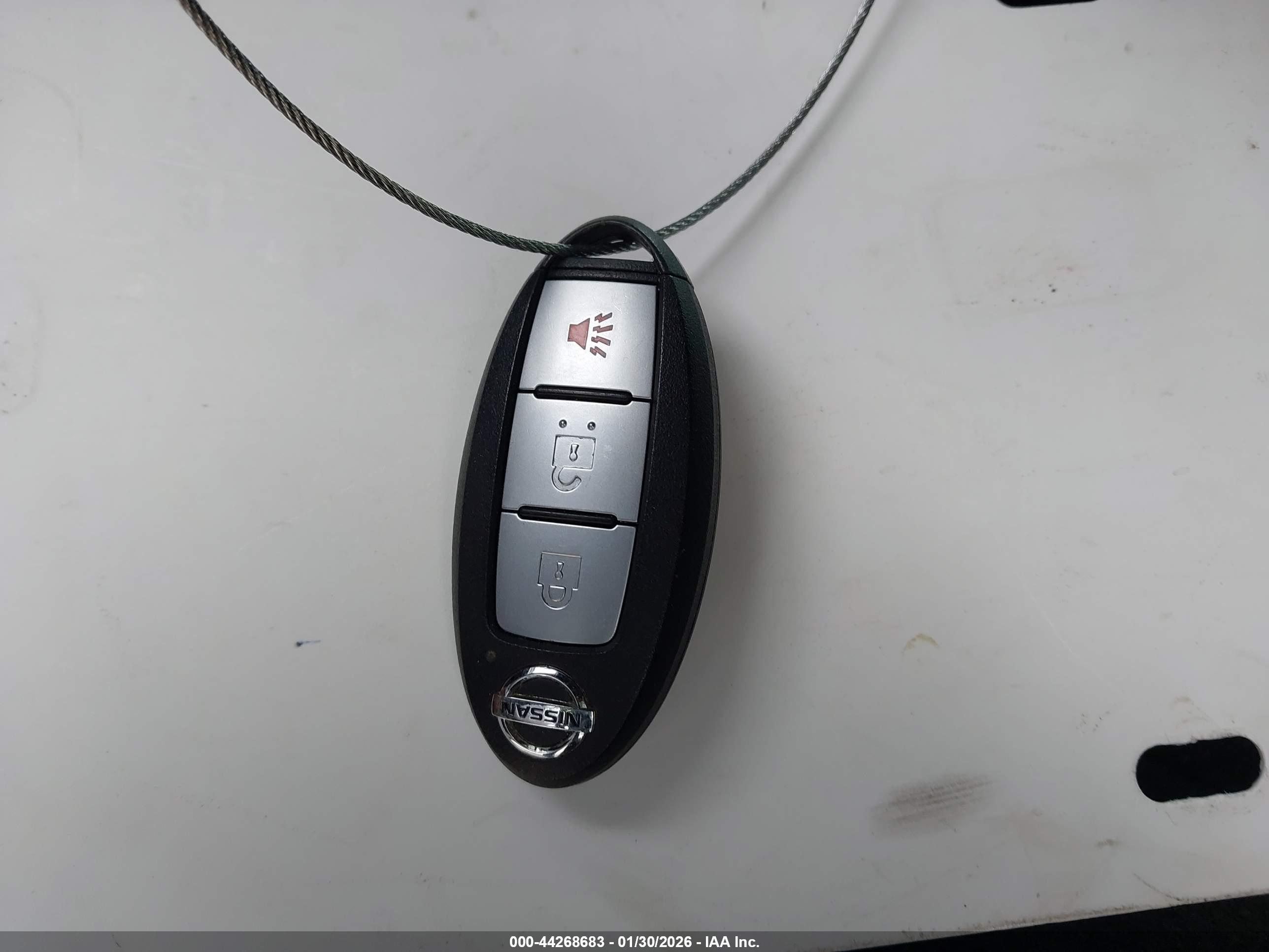 NISSAN MURANO image 11
