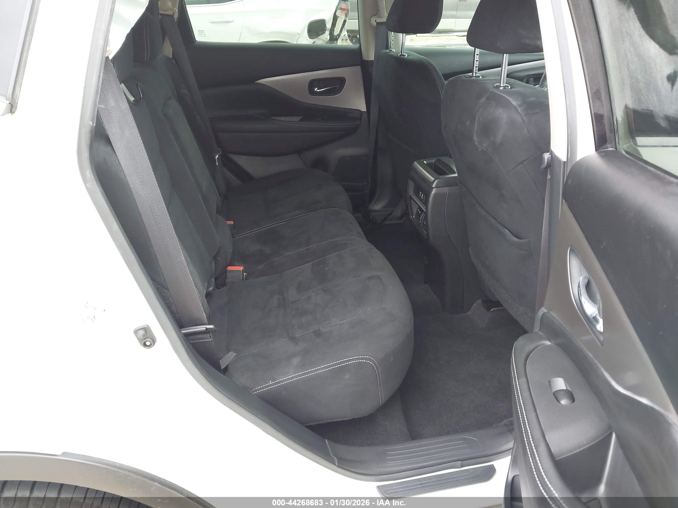 NISSAN MURANO image 8