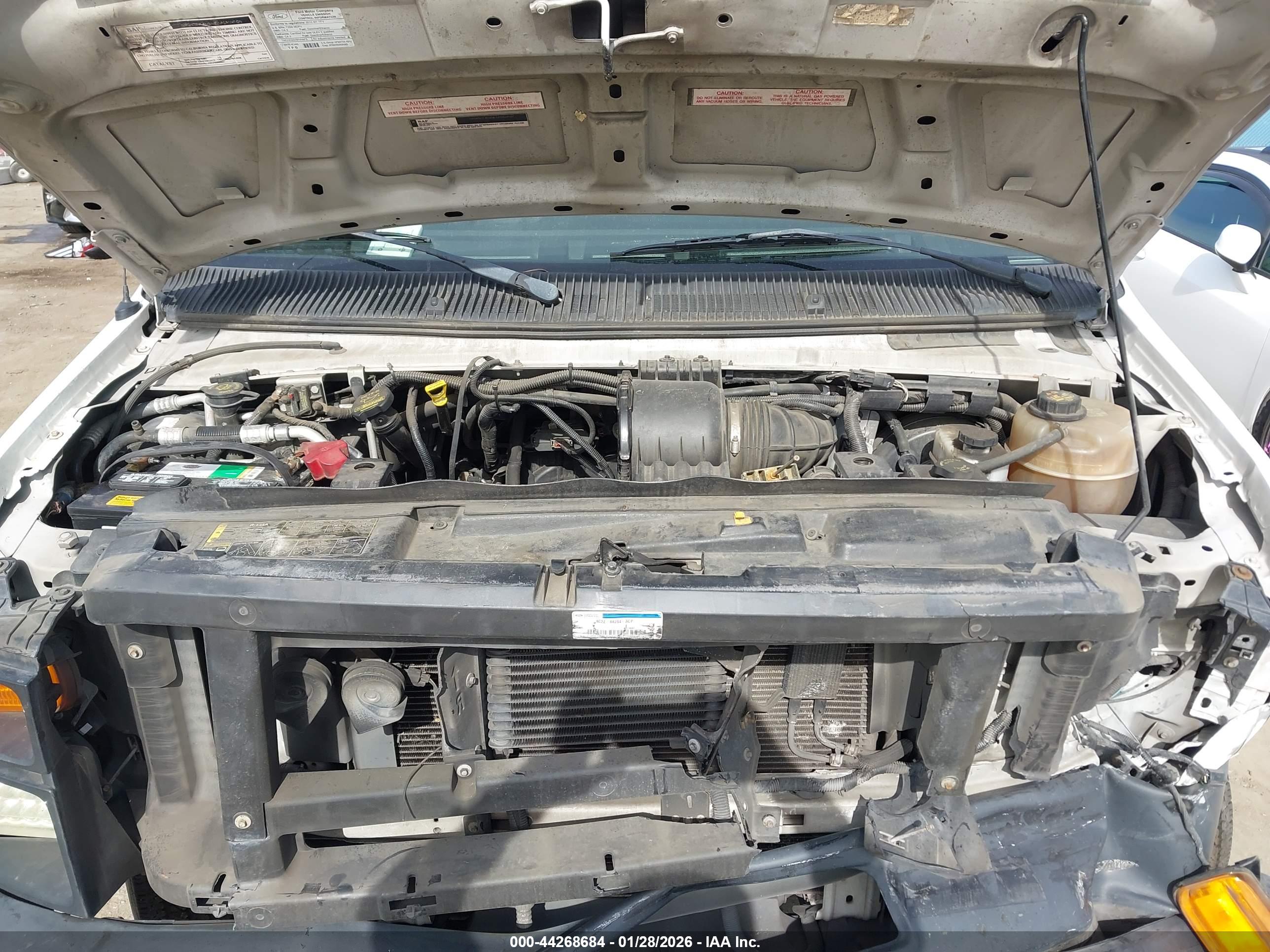 FORD E-250 image 10