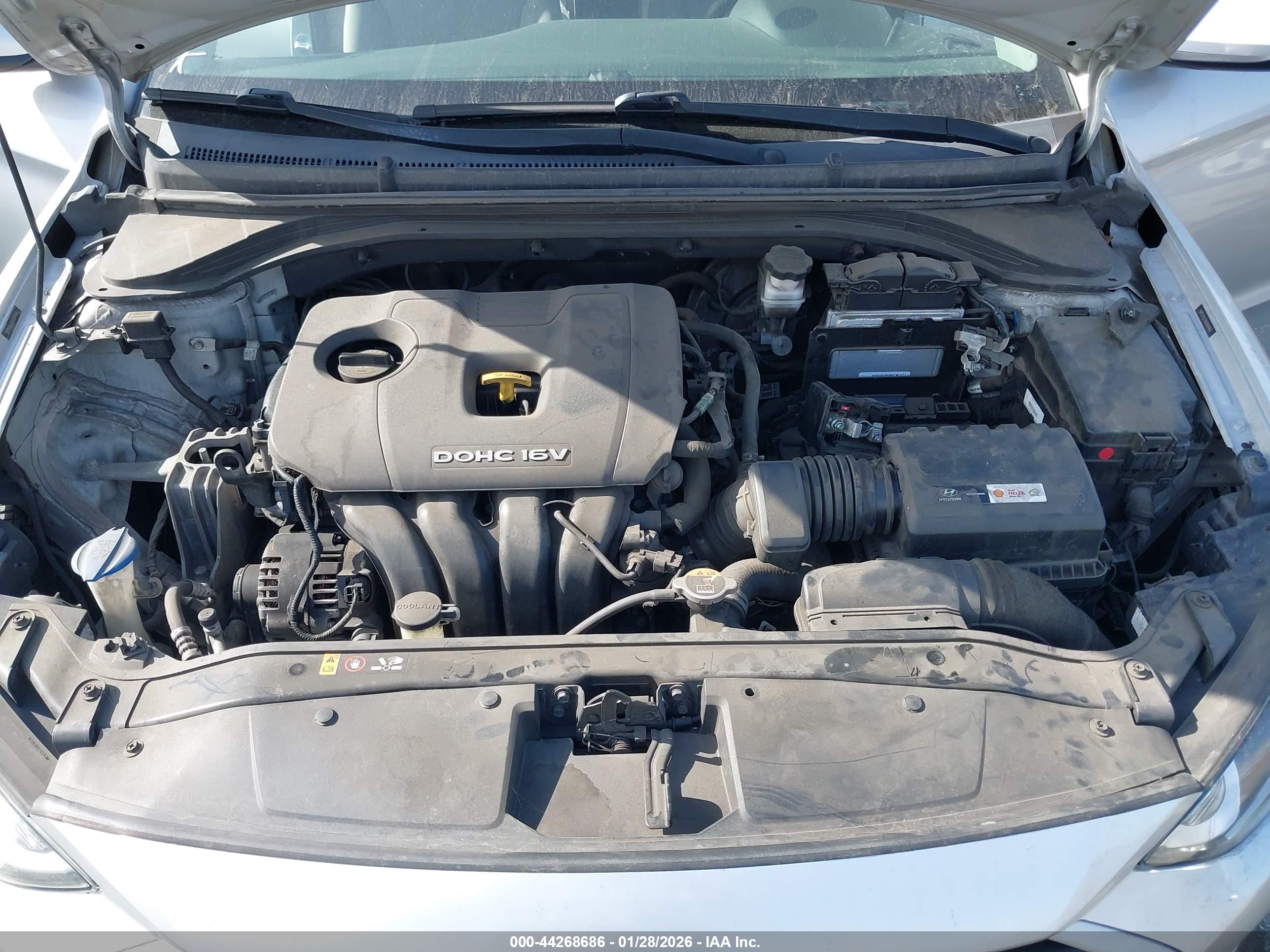 HYUNDAI ELANTRA image 10