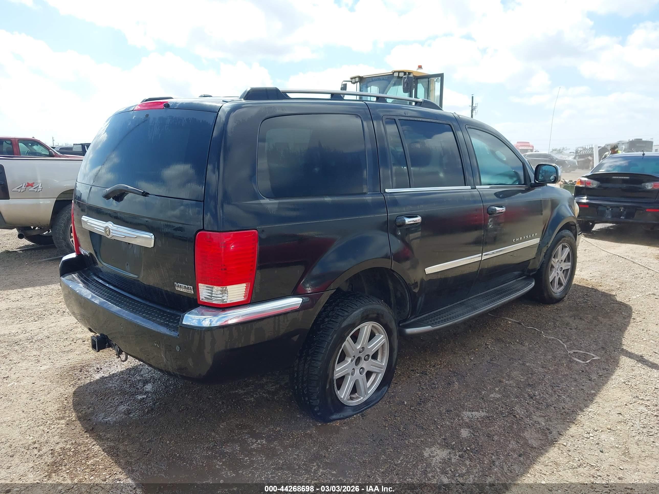 CHRYSLER ASPEN image 4