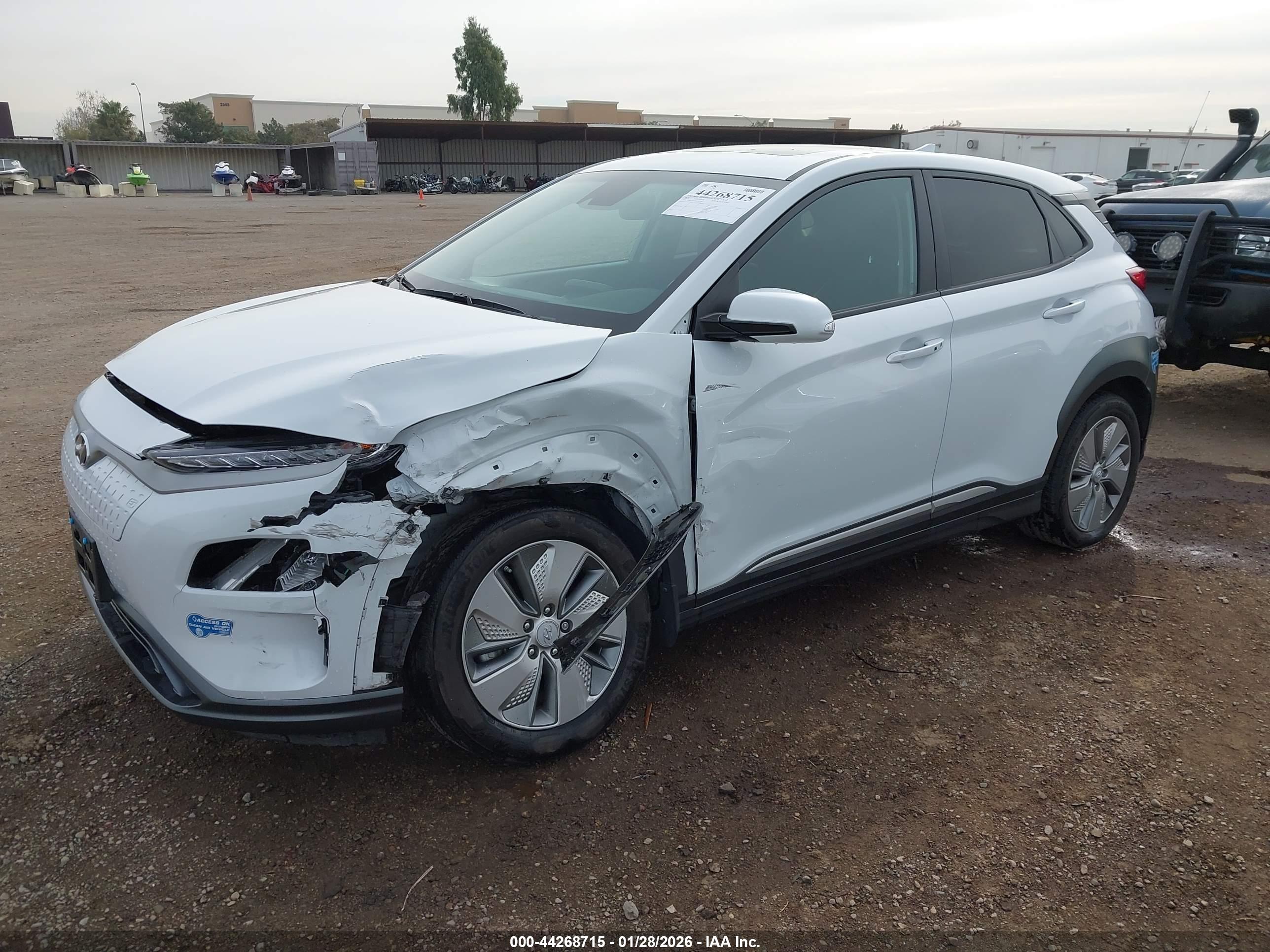 HYUNDAI KONA image 2