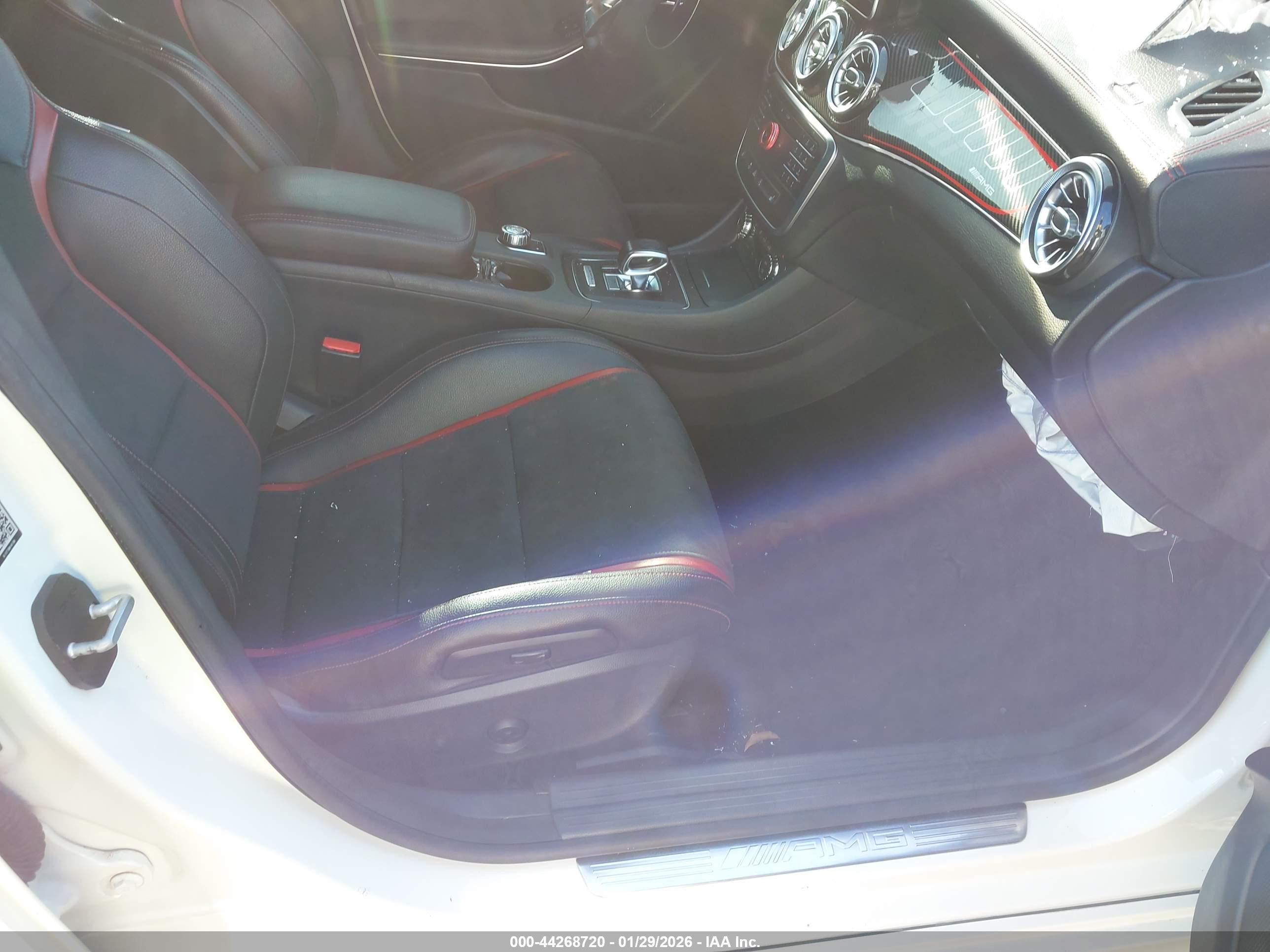 MERCEDES-BENZ CLA image 5