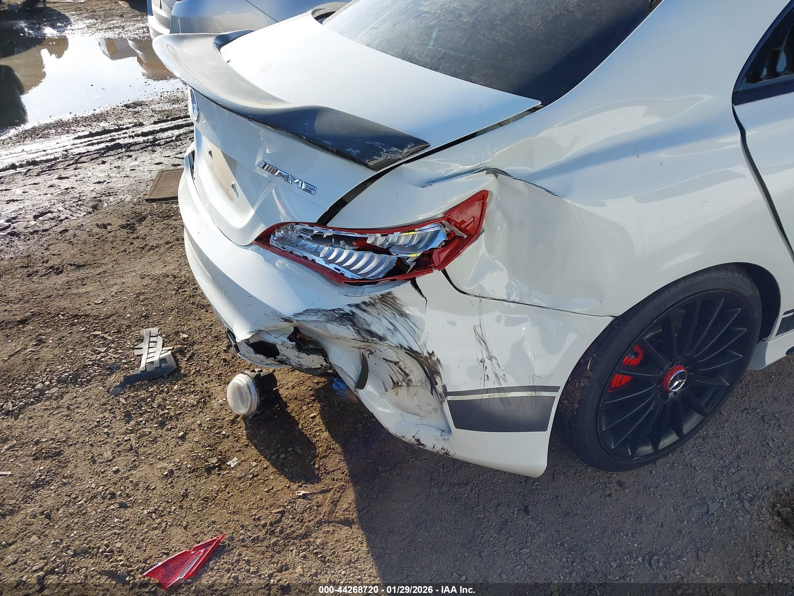 MERCEDES-BENZ CLA image 6