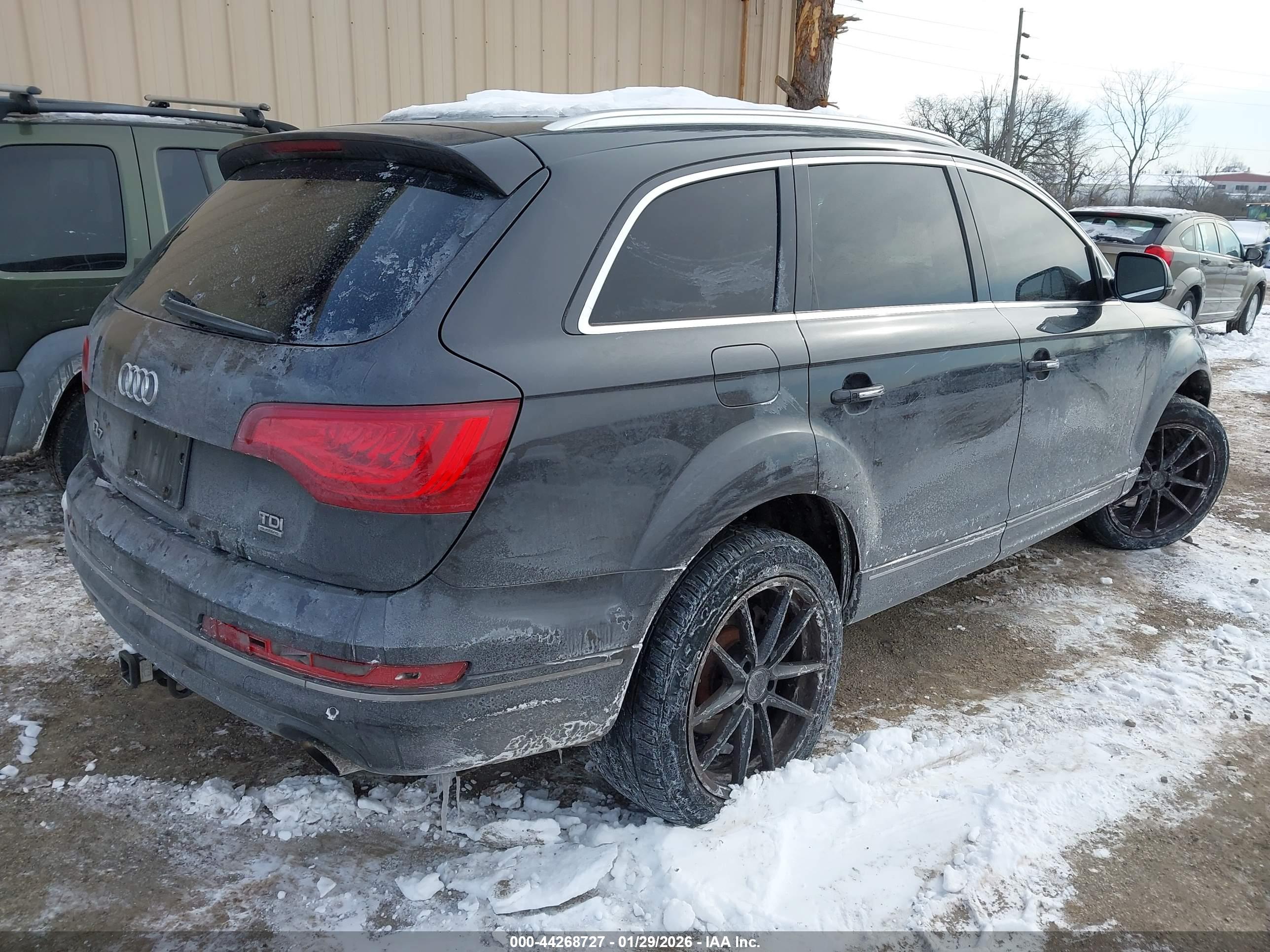 AUDI Q7 image 4