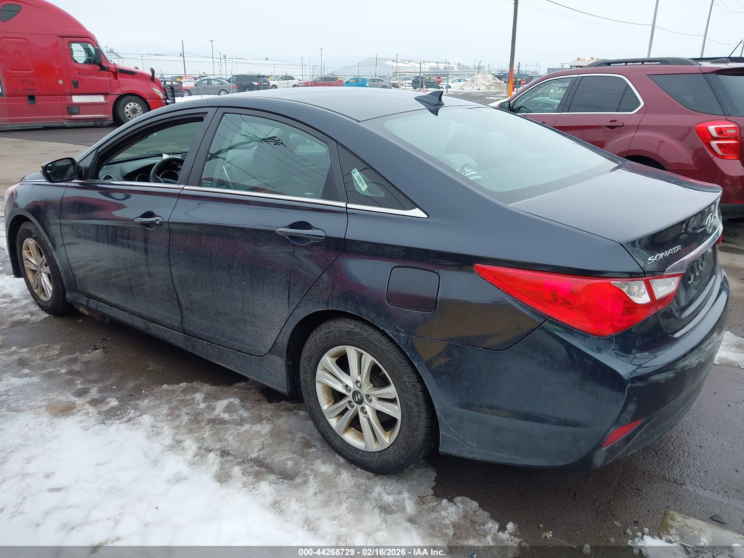 HYUNDAI SONATA image 3