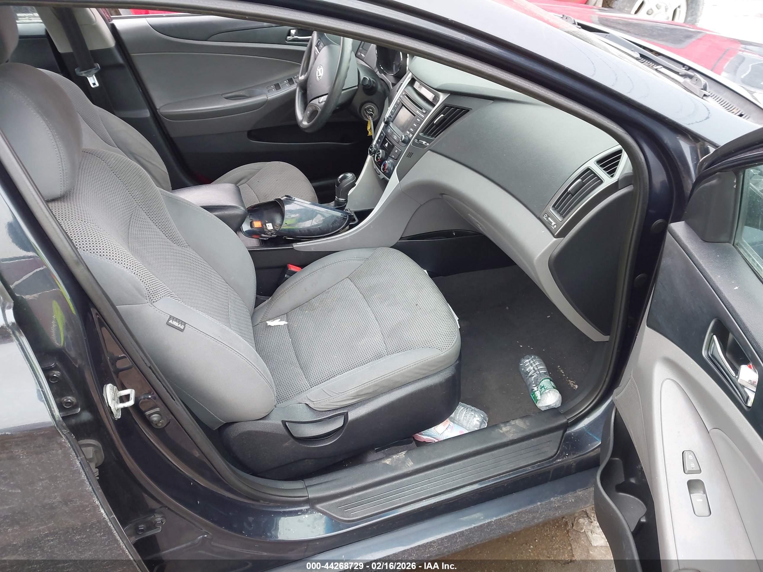 HYUNDAI SONATA image 5