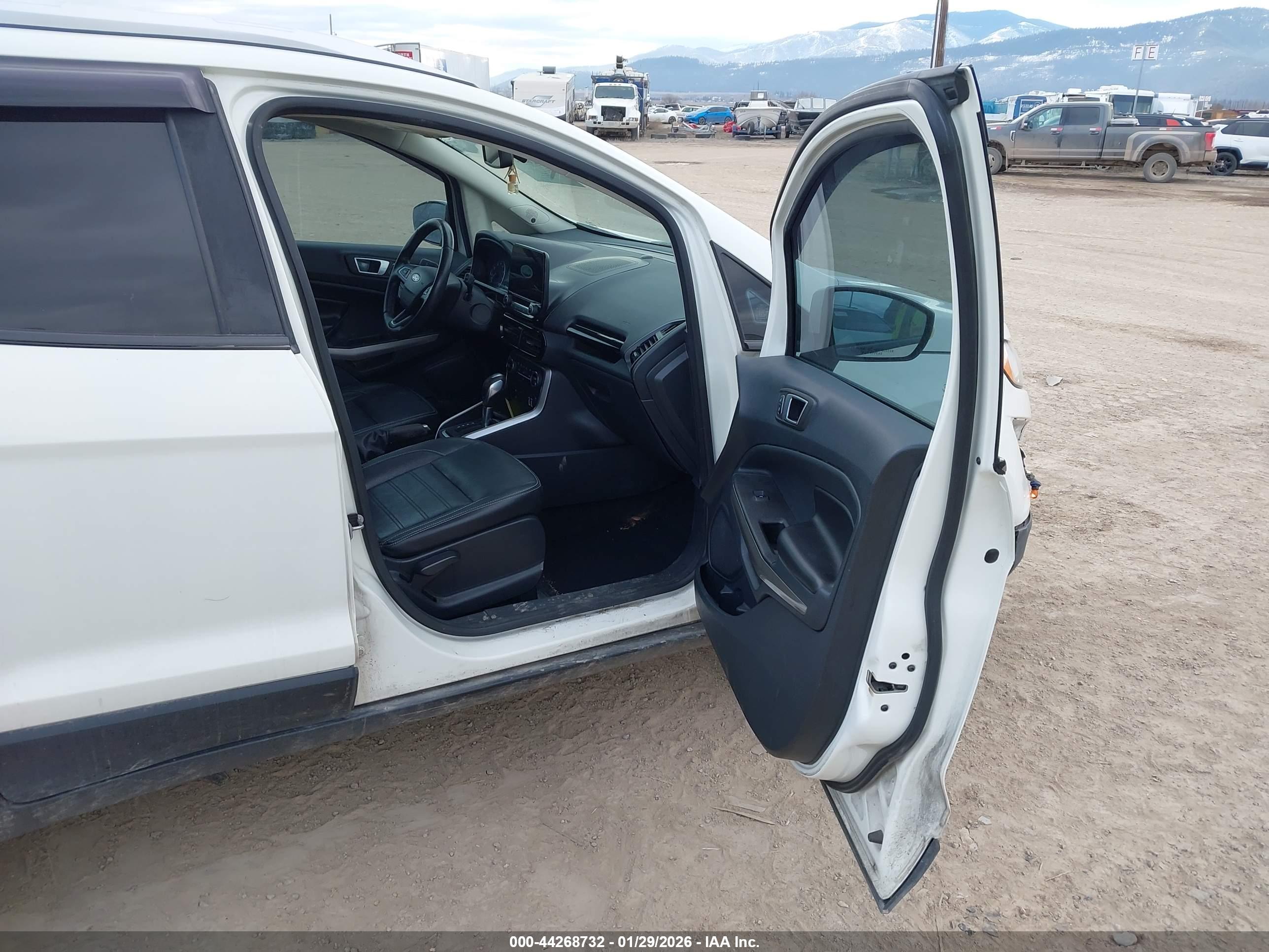 FORD ECOSPORT image 5
