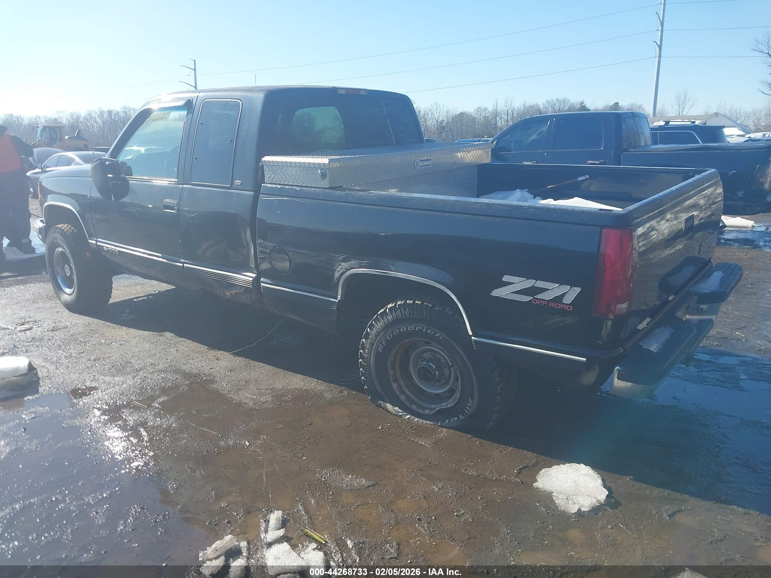CHEVROLET K1500 image 3